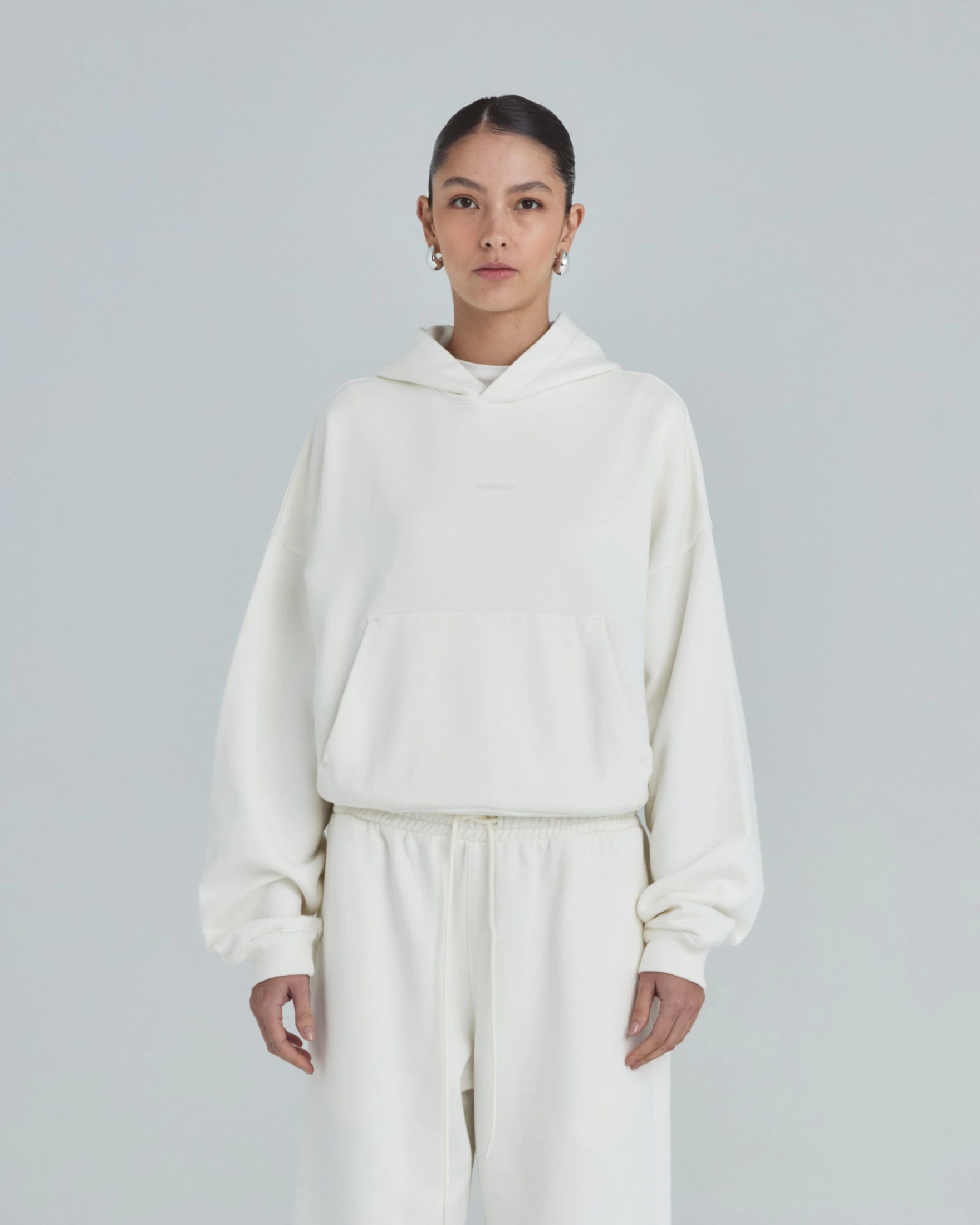 W Line Basic Boxy Fit Hoodie White - imagen 2