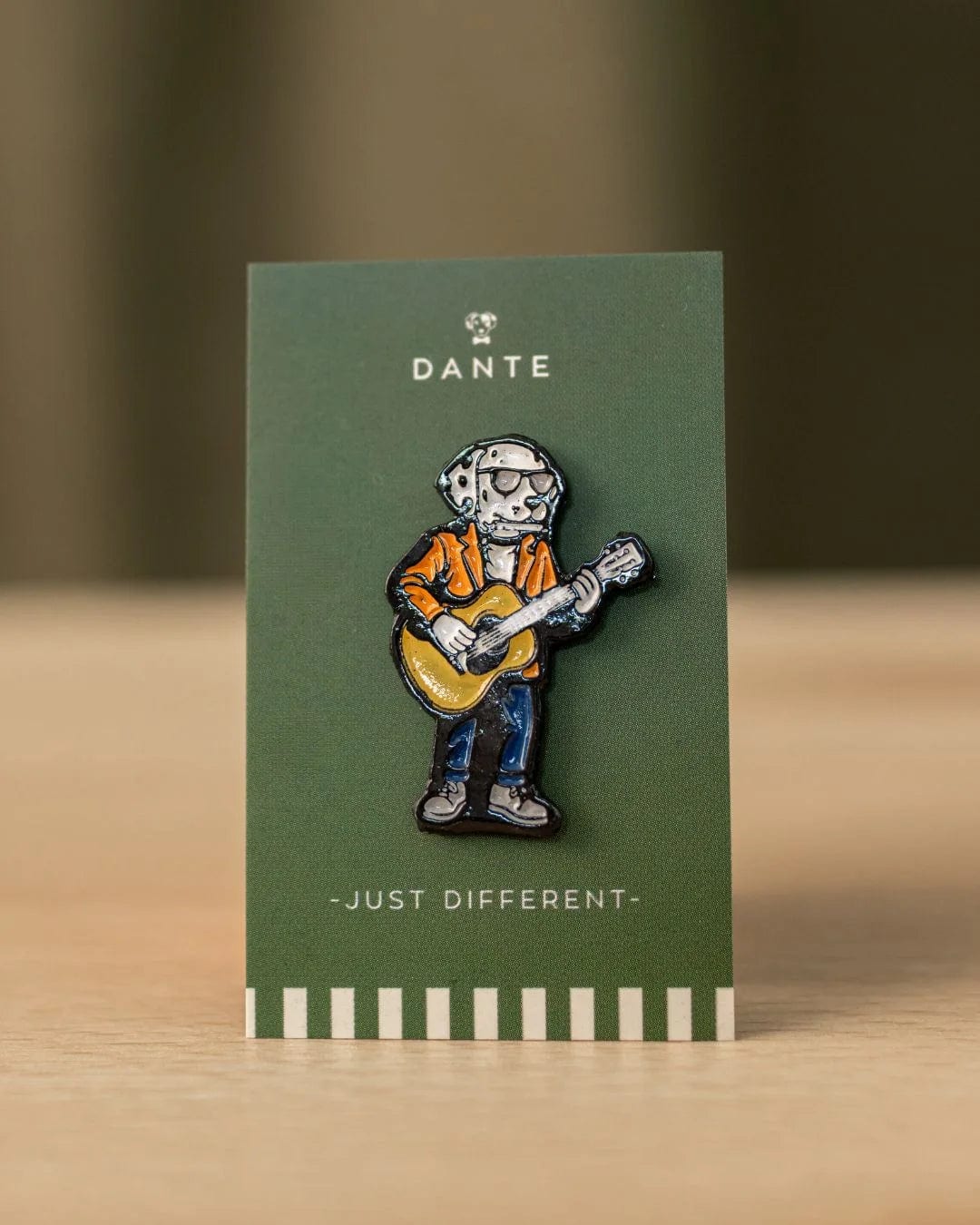 Pin DANTE Cantante - imagen 1