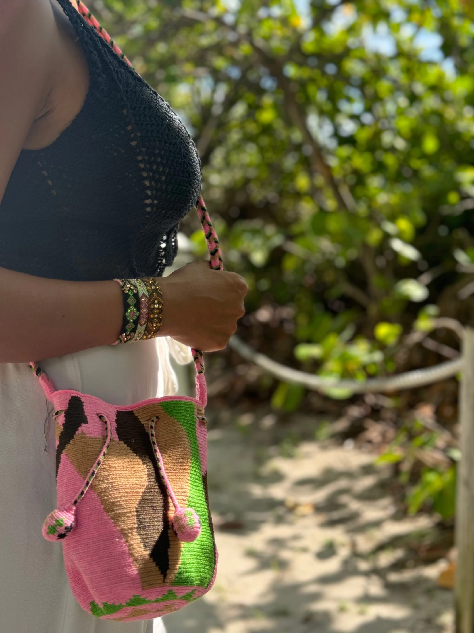 MAKKI MINI POUCH WITH POM POMS - SERENATA - imagen 3
