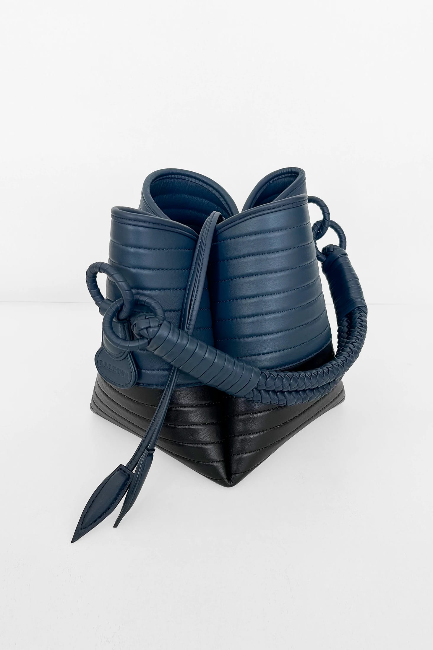 Tulip Oxford Bag, Black & Blue - imagen 5