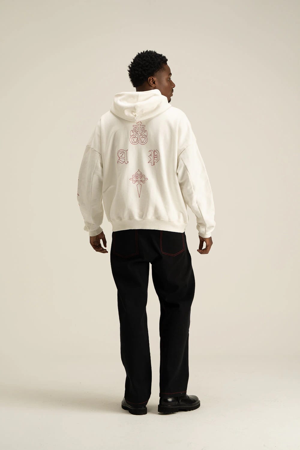 SAINT HOODIE - imagen 3