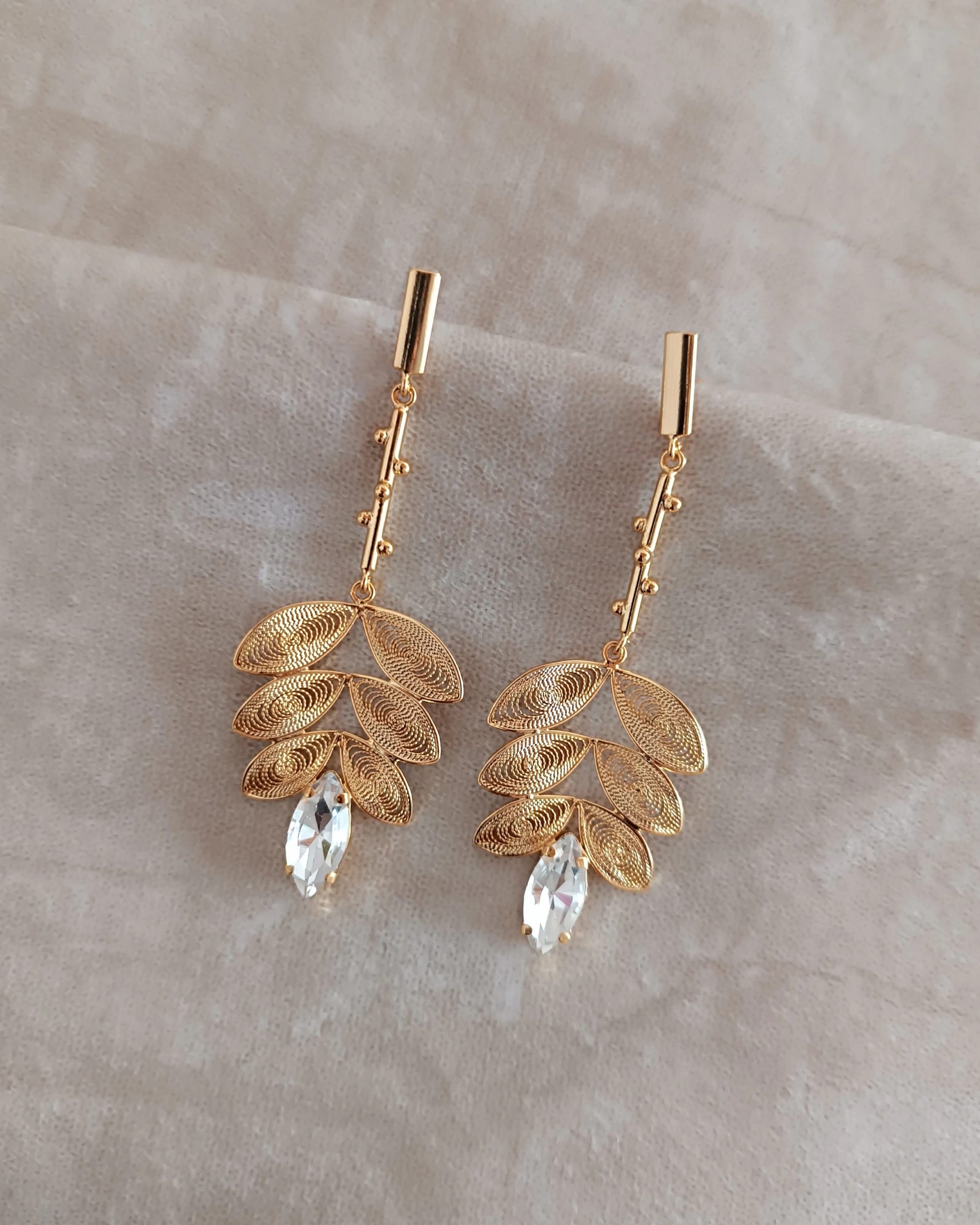 Aretes cristal y hojas, Taliana - imagen 3