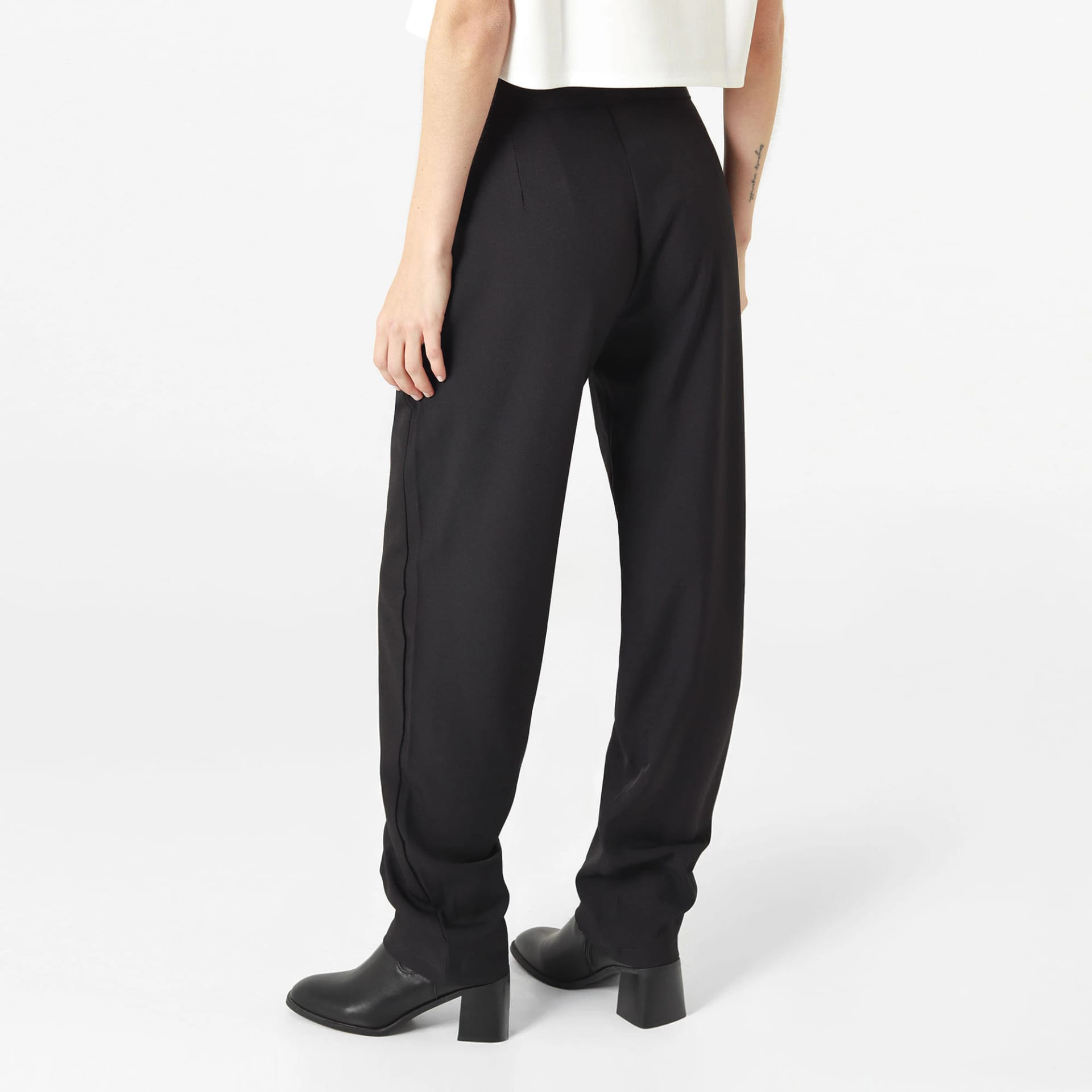 Pantalon Tiro Alto Bota Recta - imagen 5
