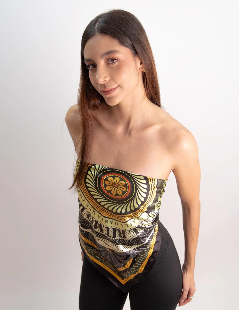 Pañoleta al ritmo de medallo multicolor Unisex - imagen 4