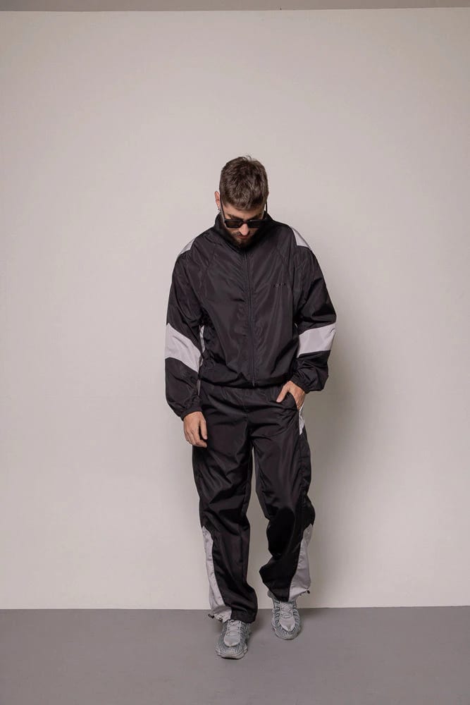 SET CHAQUETA Y SUDADERA ANTIFLUIDO-NEGRO - imagen 3