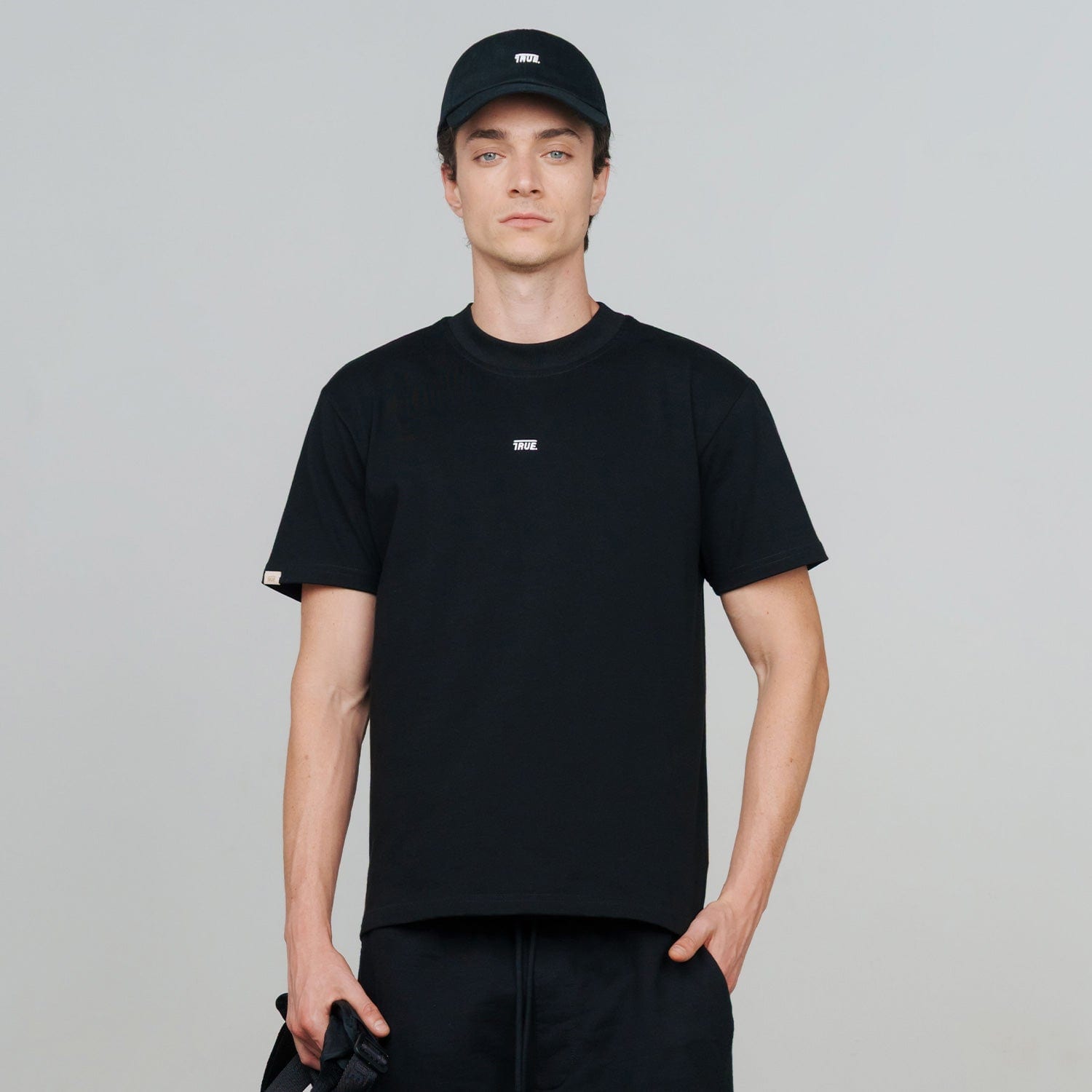 Classic T-Shirt - Black - imagen 2