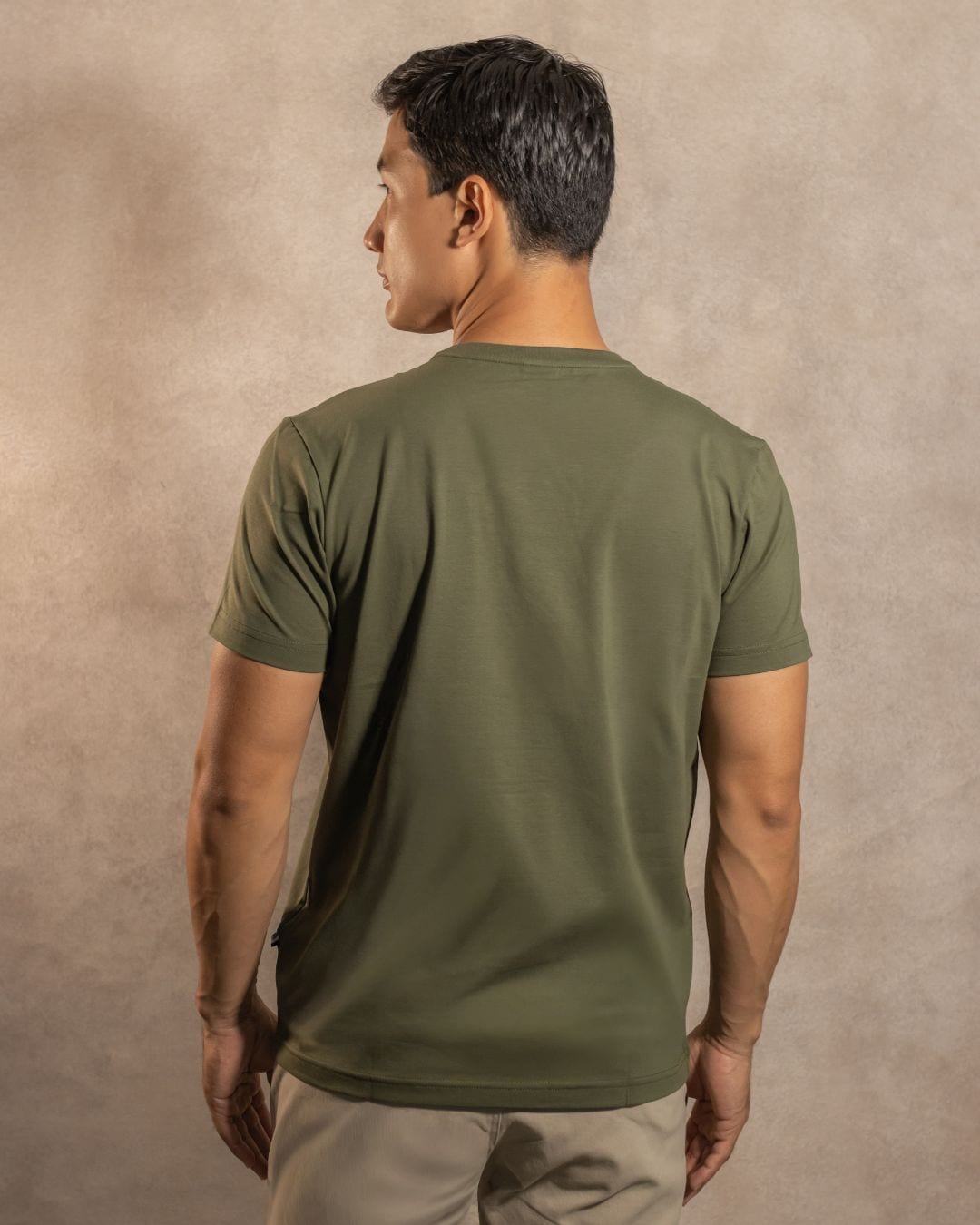 Camiseta Antimanchas Verde Militar - Talla Regular - imagen 3