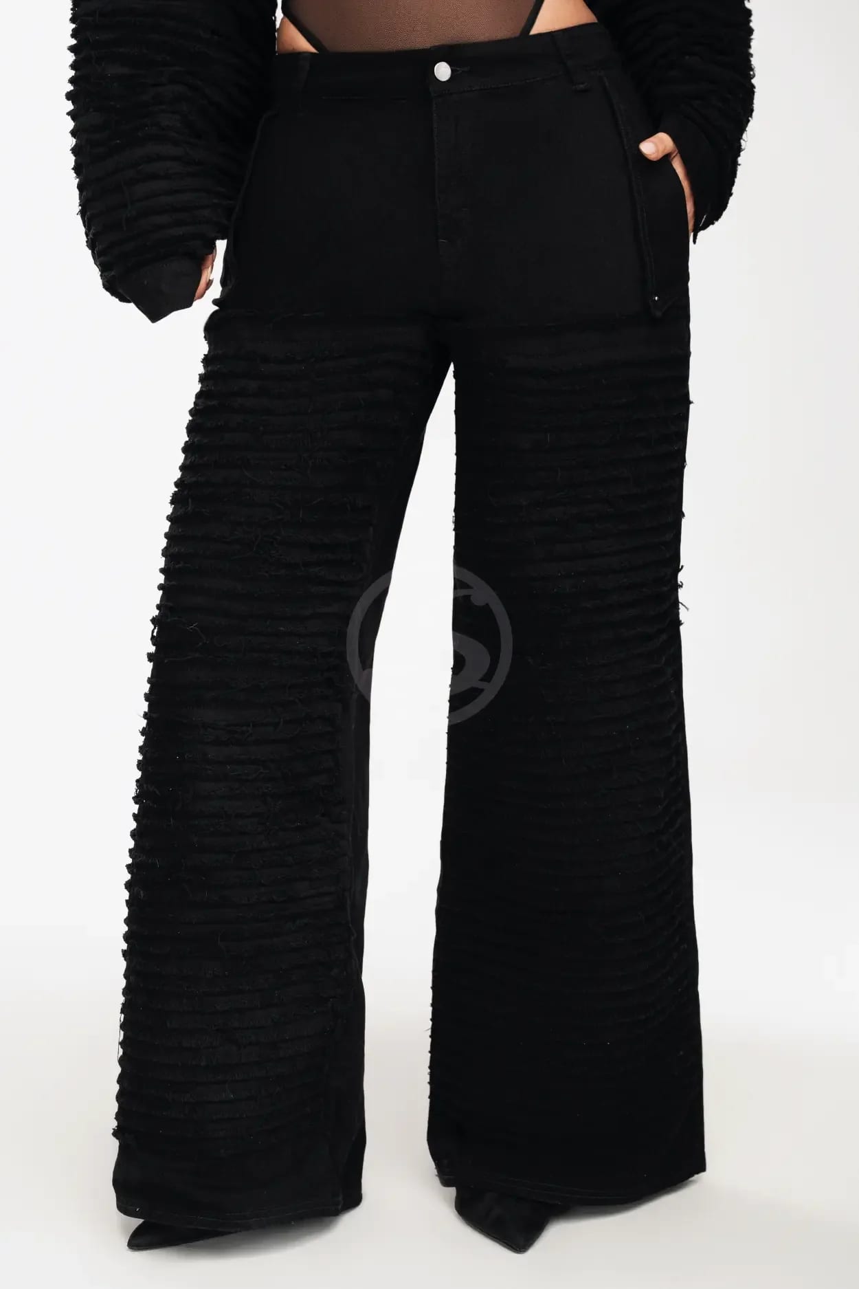 Jean Revelación Negro Santísimas Ref. S-674 - imagen 3