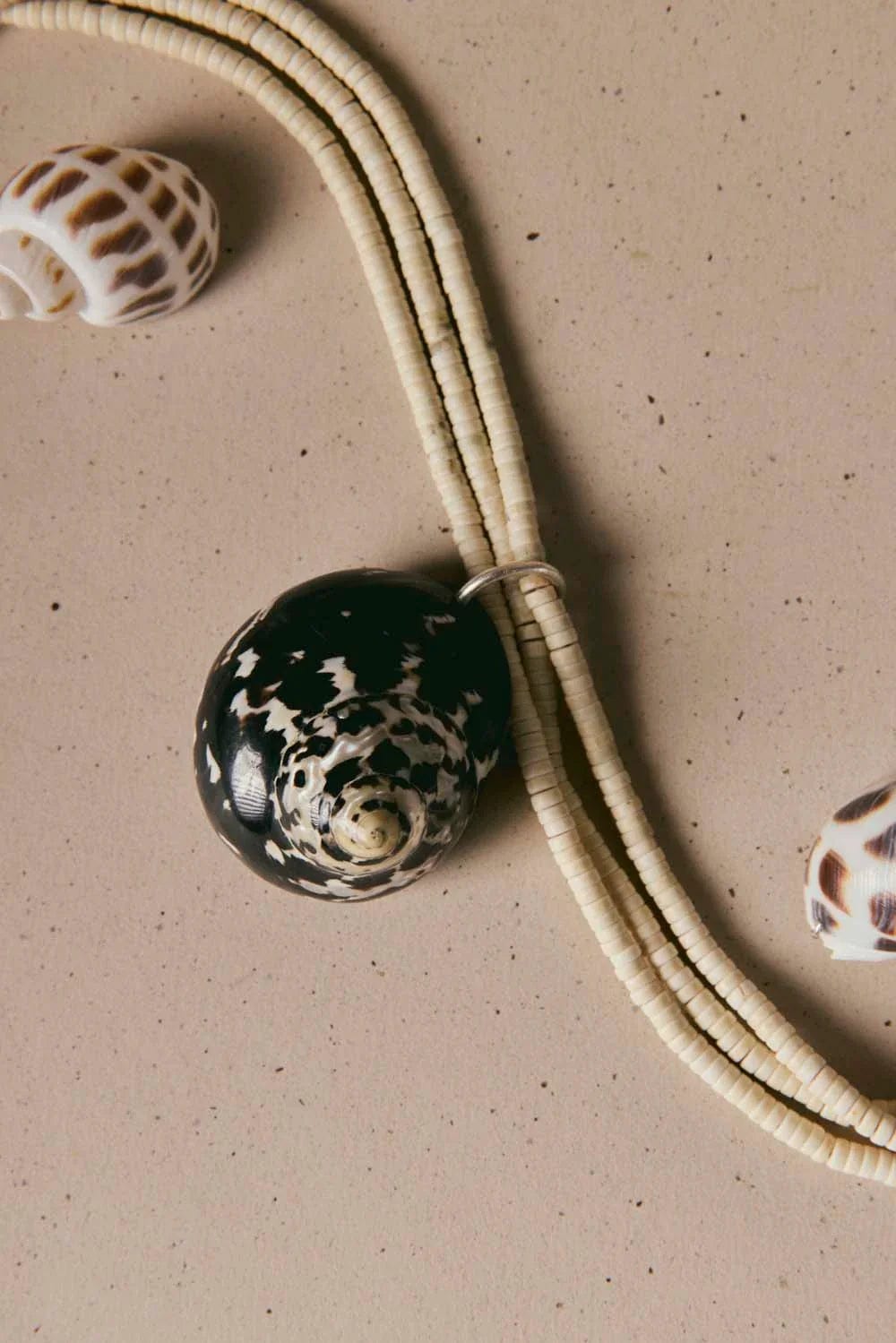 Savage Beaded Necklace - imagen 4