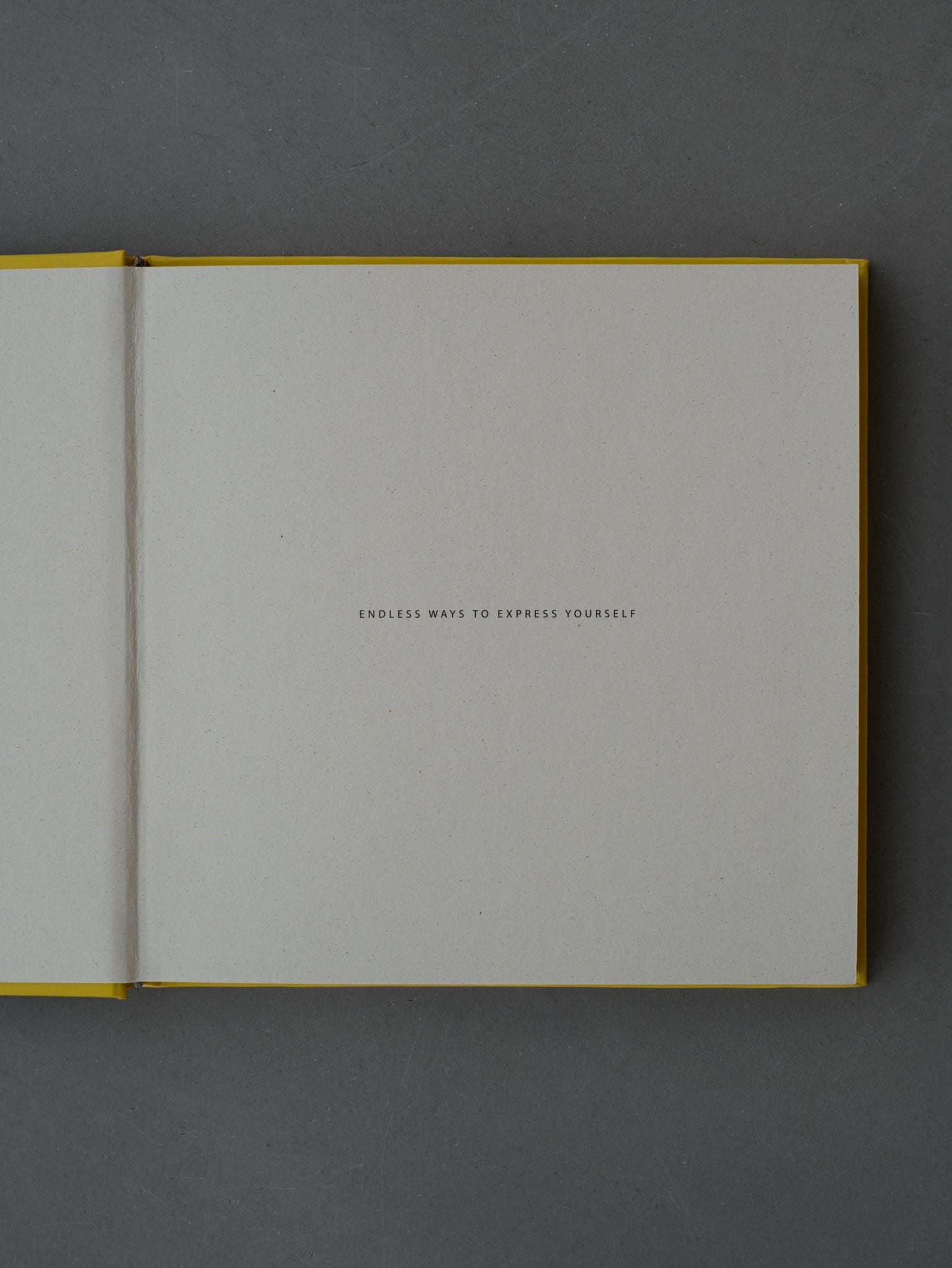 ONE HALF NOTEBOOK - ICONIC YELLOW - imagen 3