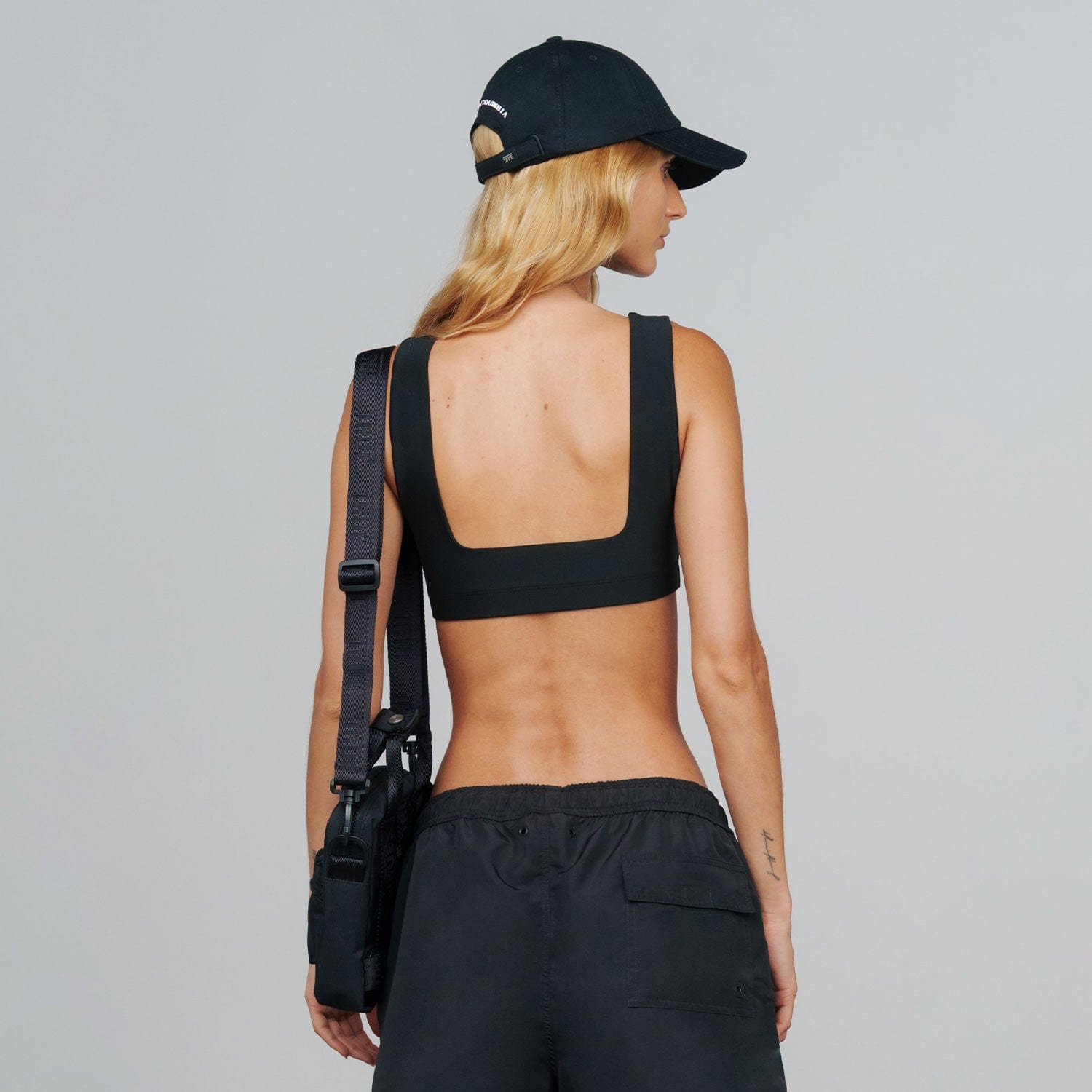 True Classic Top - Black - imagen 3