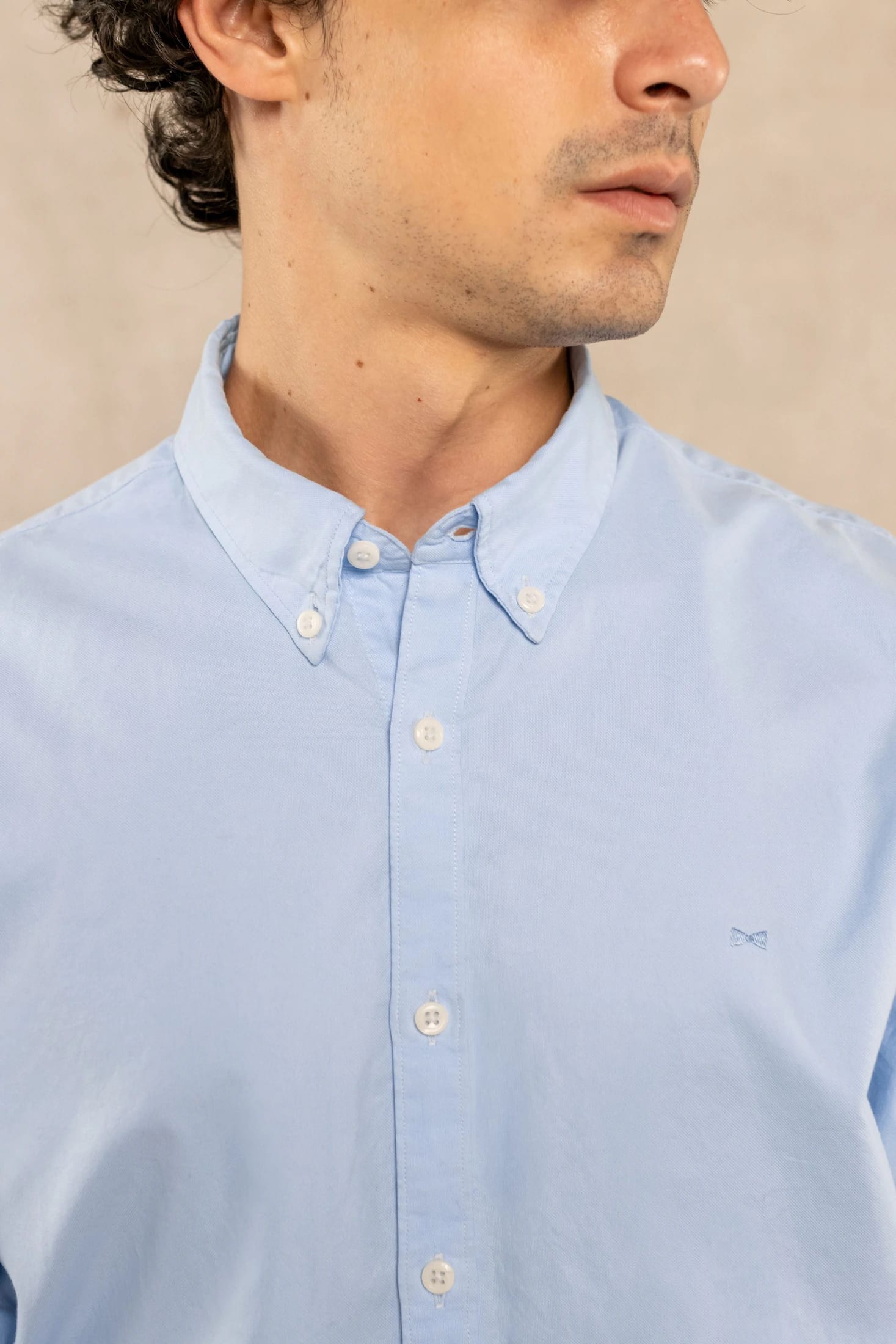 Camisa Antimanchas Oxford Han Blue Logo Contraste - imagen 3