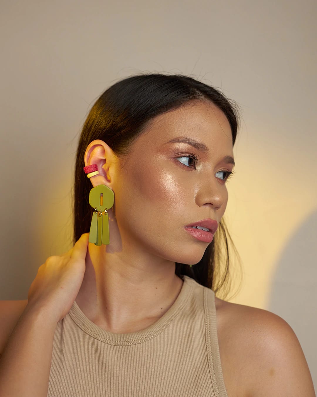 Haeret Earrings - imagen 2