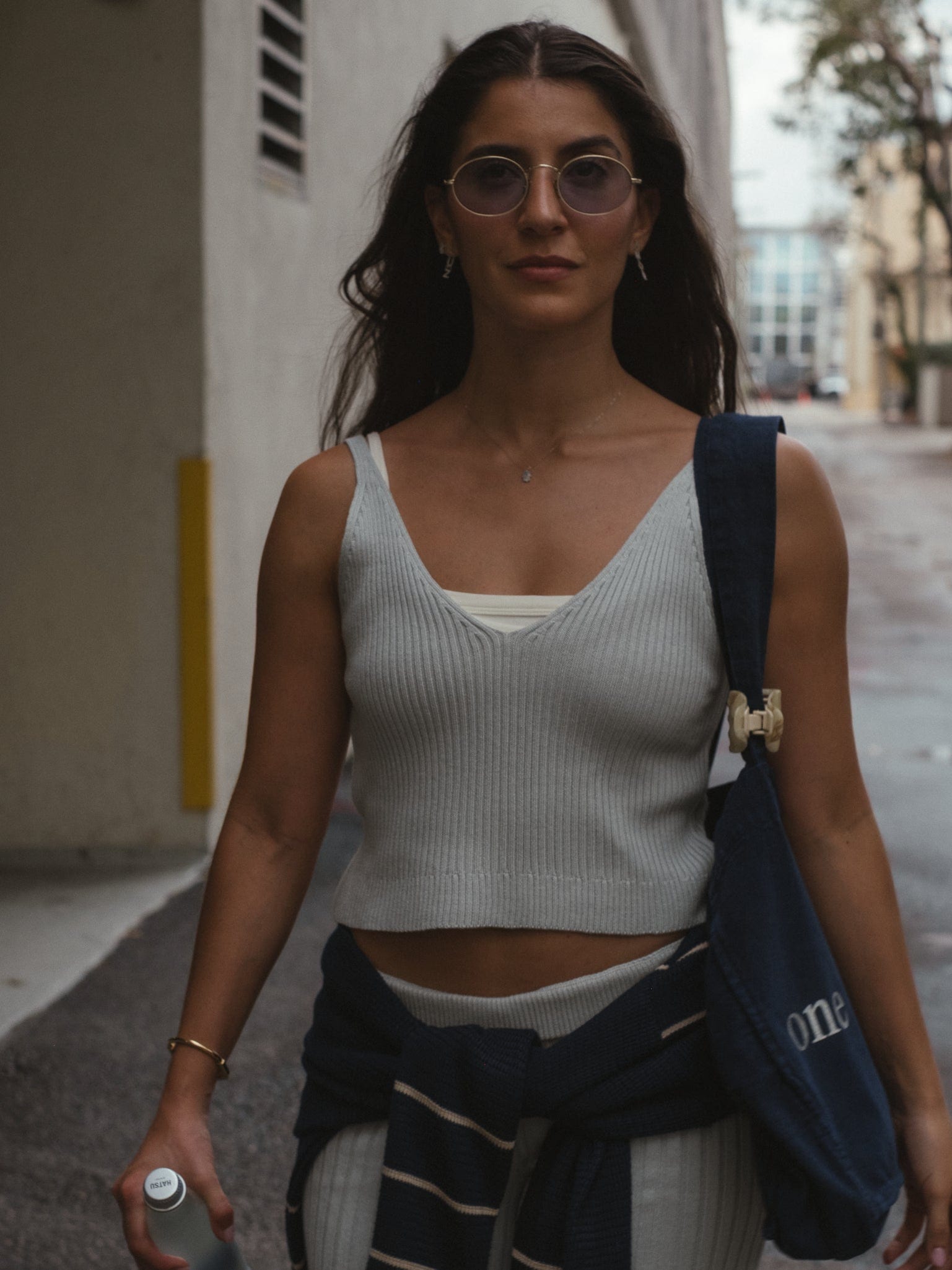 BASIC KNIT TANK TOP - LIGHT GRAY - imagen 9
