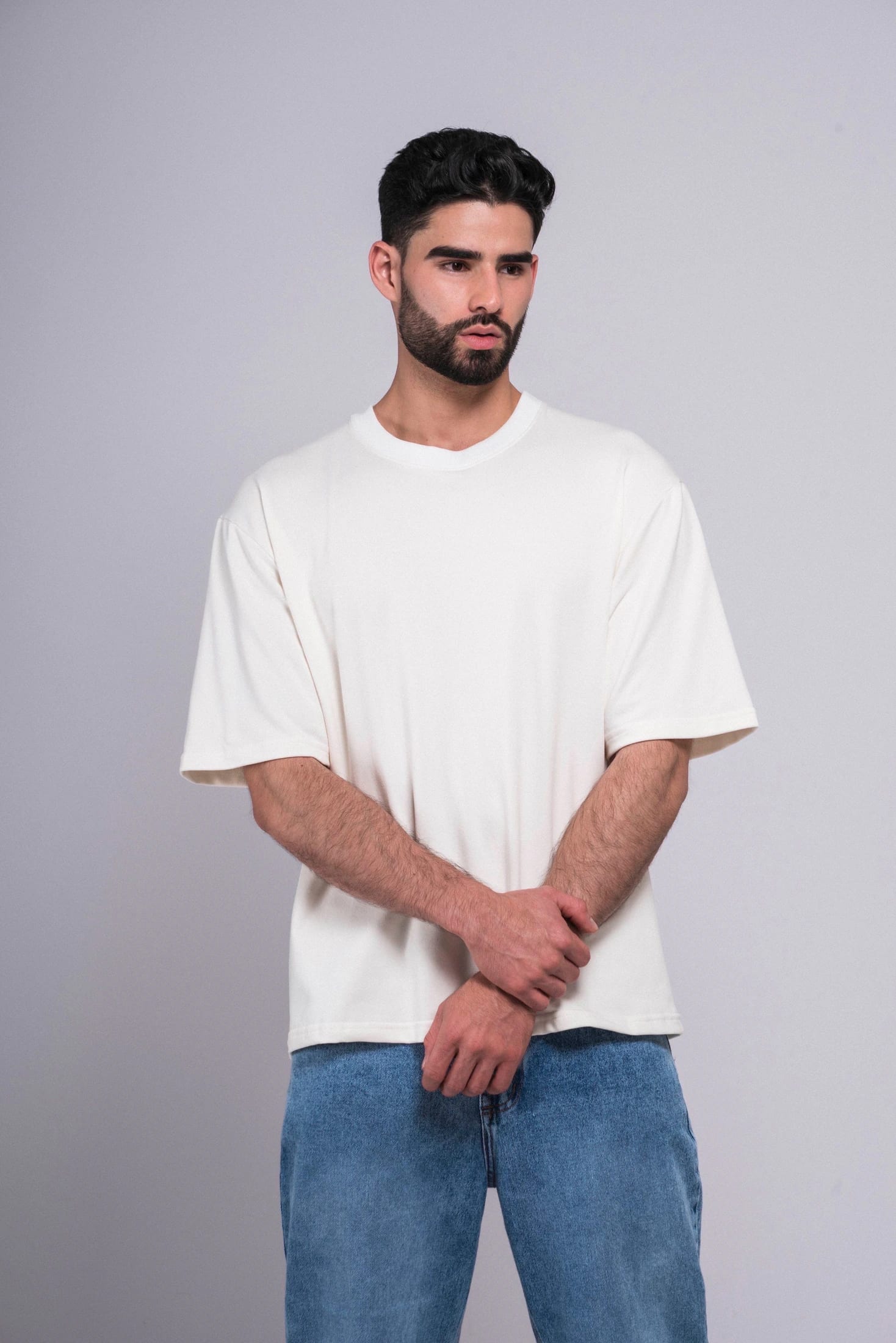 CAMISETA BEIGE OVERSIZE SVG 13837 - imagen 2