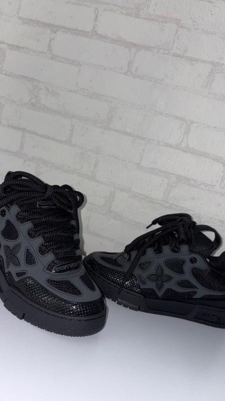 TENIS LOUIS VUITTON DOBLE CORDON GRIS PIEDRAS - imagen 4
