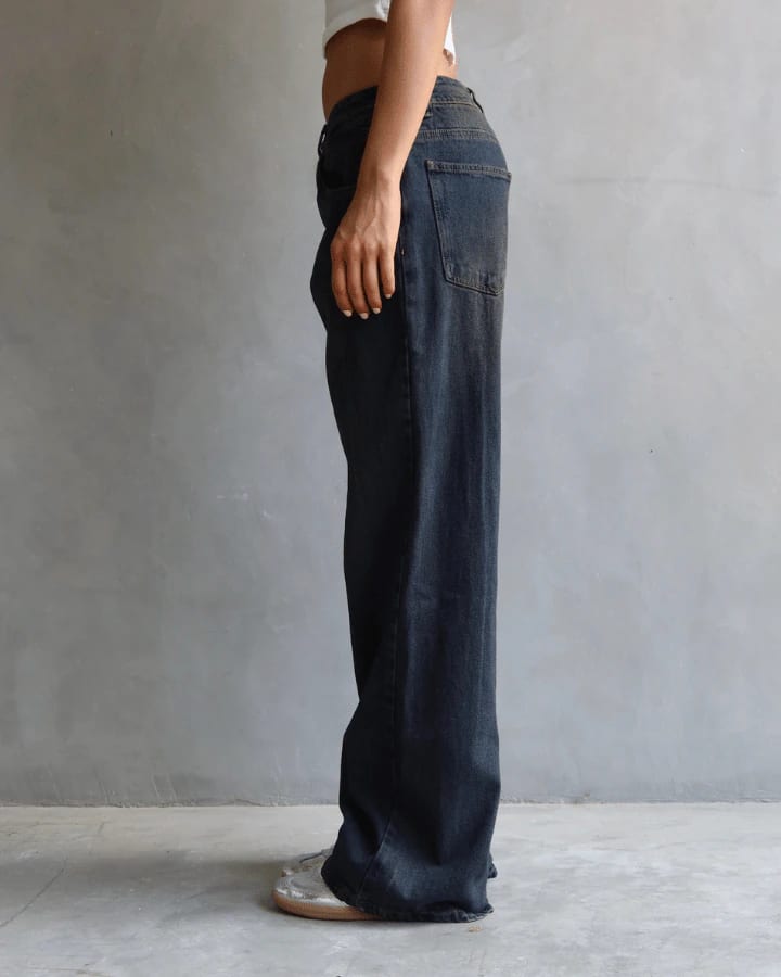 JEAN LOW WIDE FIT TIRO BAJO ANCHO AZUL DIRTY WASHED - imagen 5