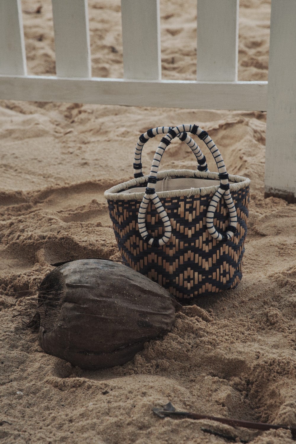Celebrating Heritage Mini Bucket Bag - imagen 2