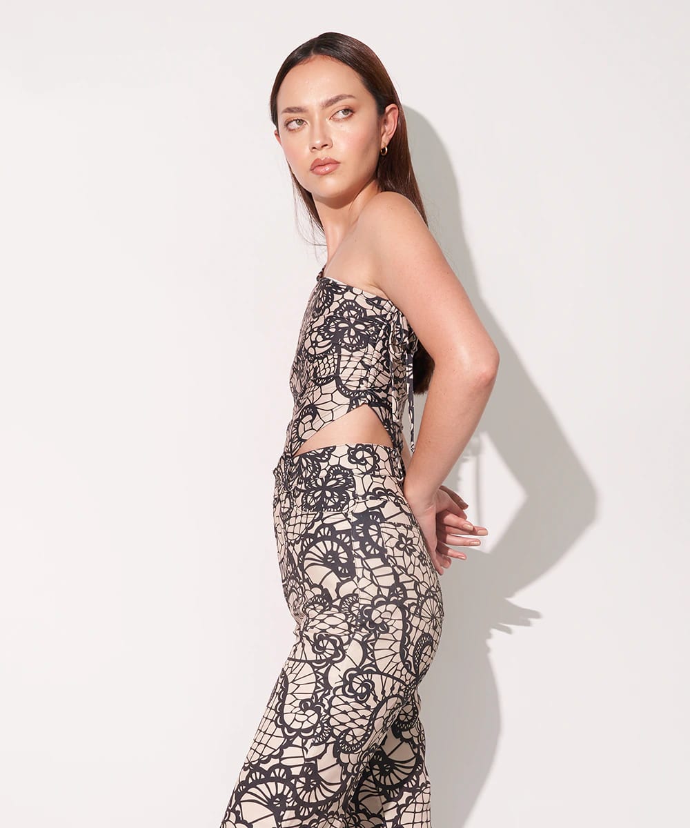 One Shoulder Top In Faux Lace - imagen 5