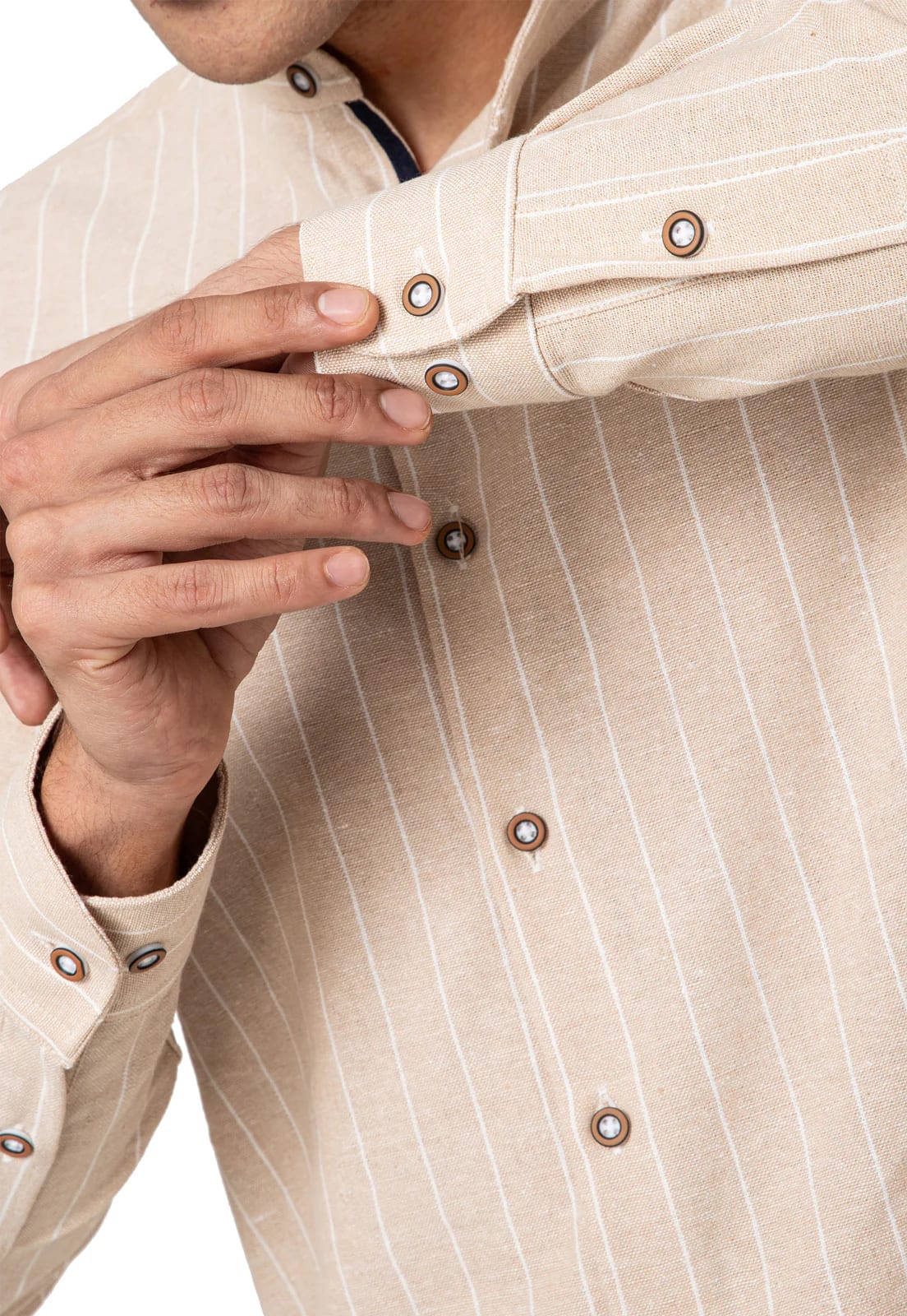 Camisa en Lino verde cuello neru a rayas - imagen 14