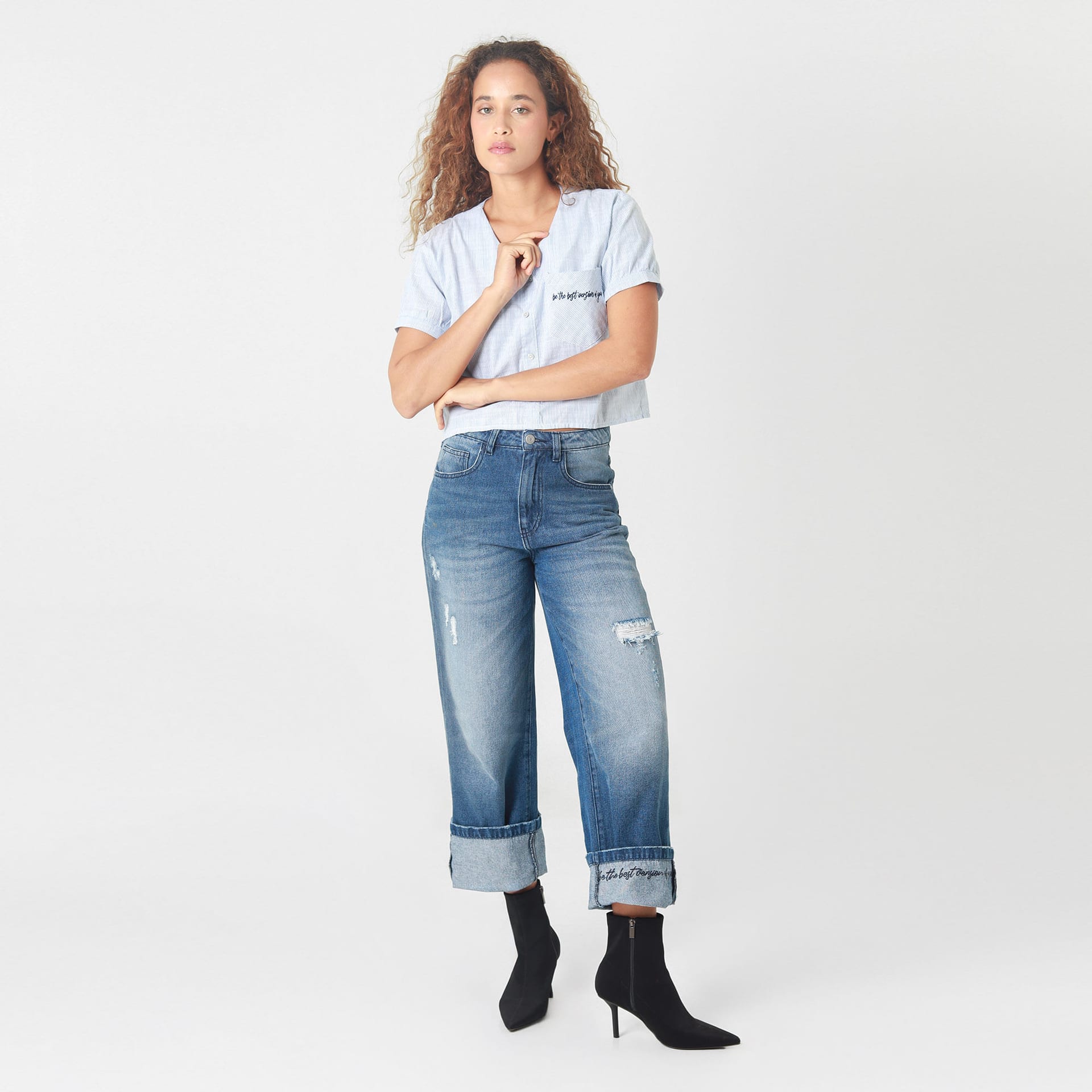 Blusa Crop Cuello V Manga Corta - imagen 5