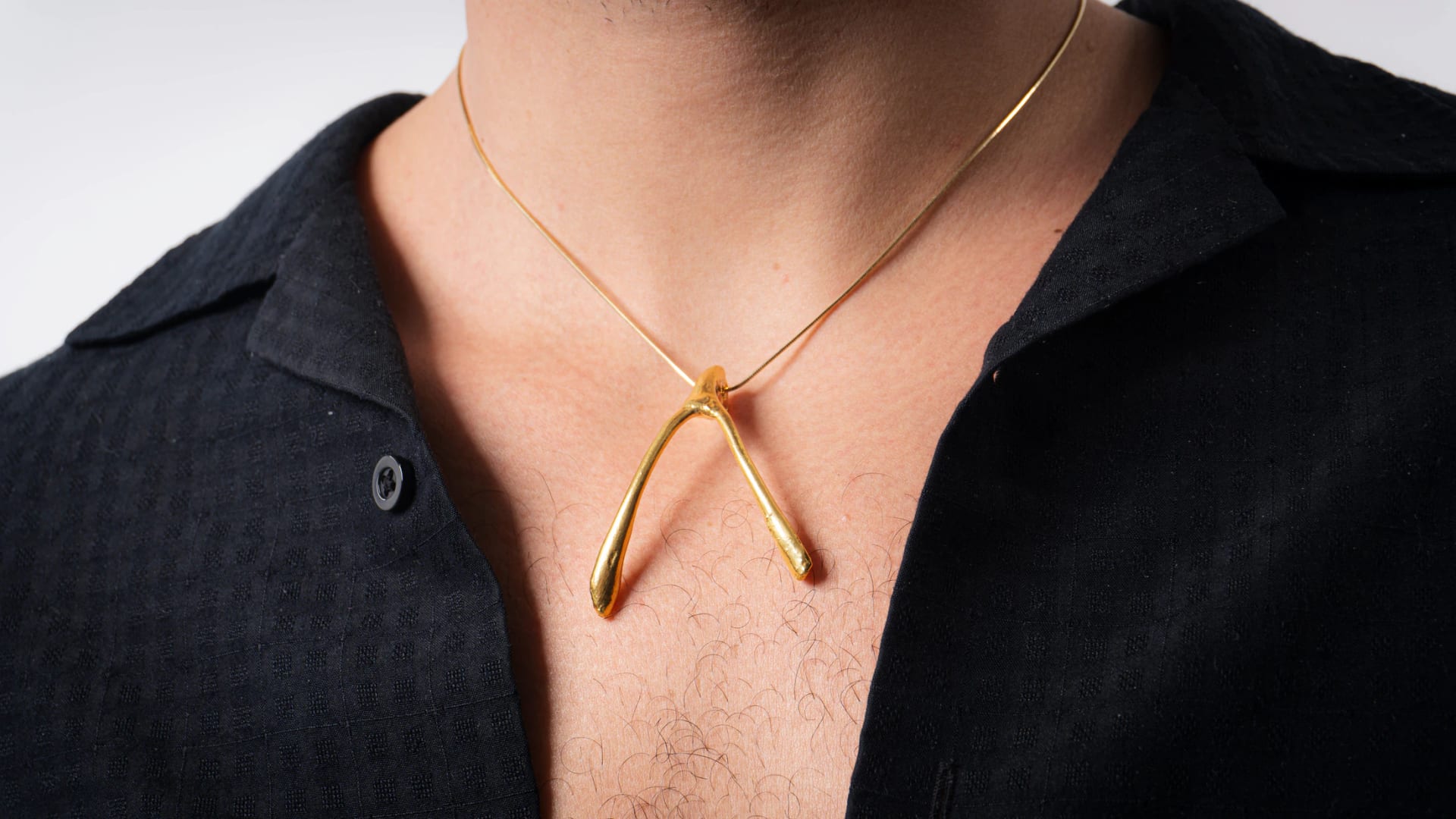 FORTUNE BONE NECKLACE - imagen 2
