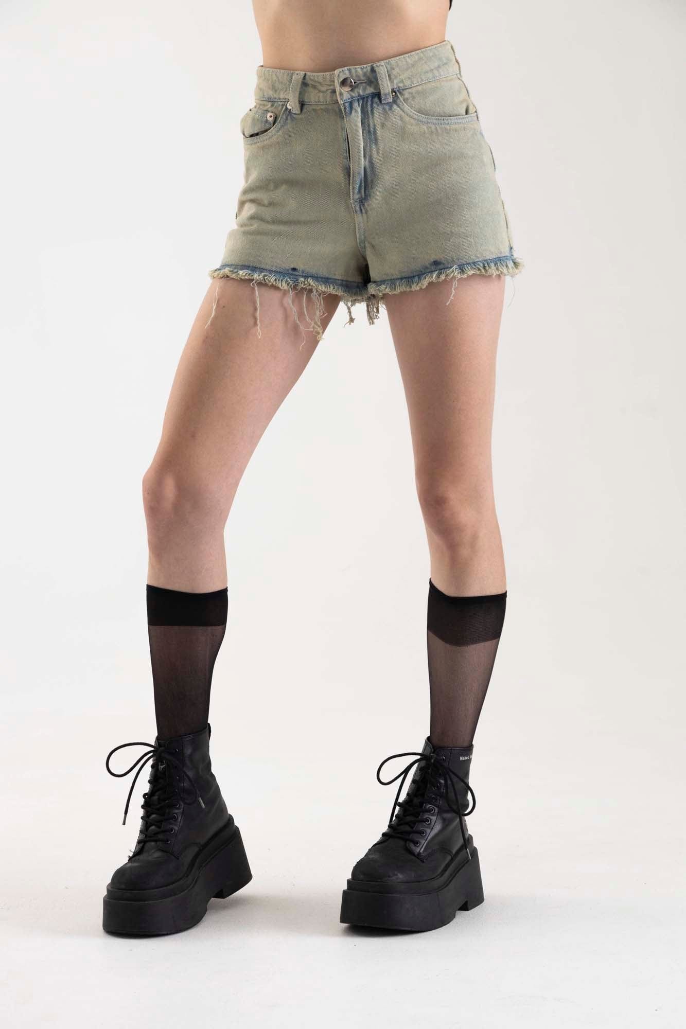BLACK ACID DENIM SHORT - imagen 4