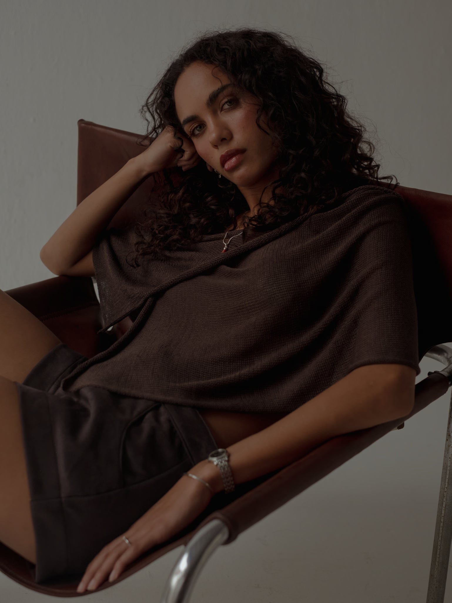 KNIT PONCHO - ESPRESSO - imagen 9