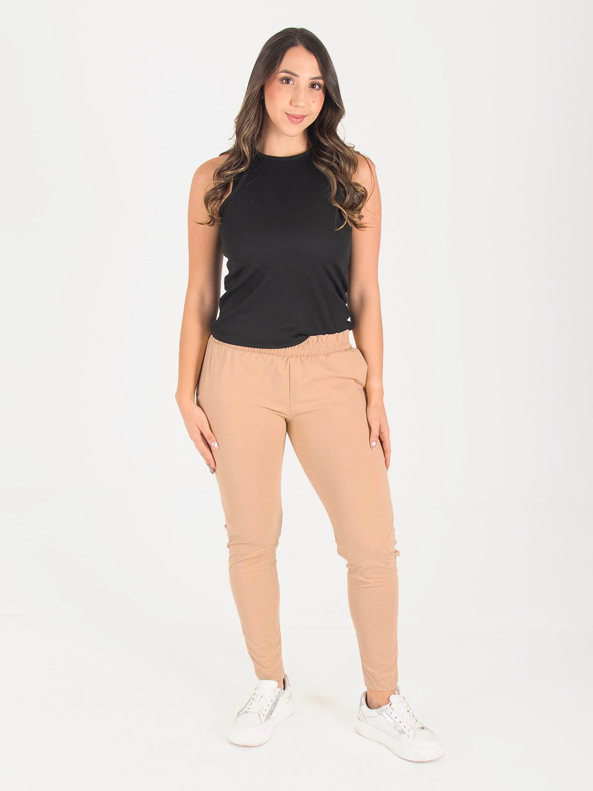 jogger grinu sorona beige oscuro - imagen 4