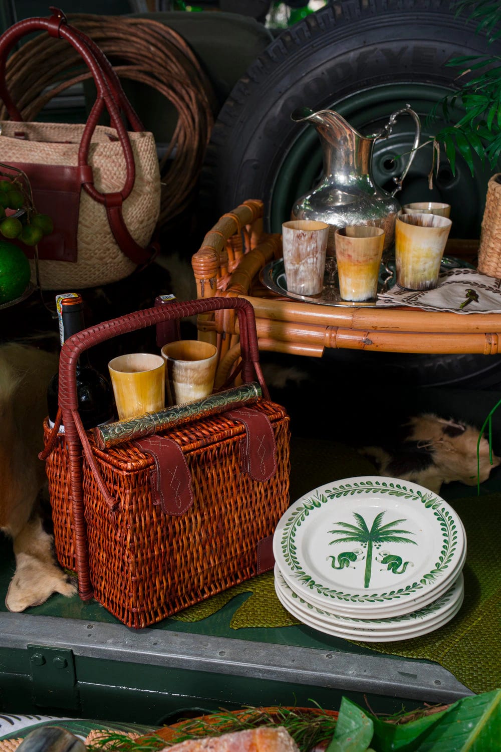 Wild Feast Picnic Basket Set - imagen 2