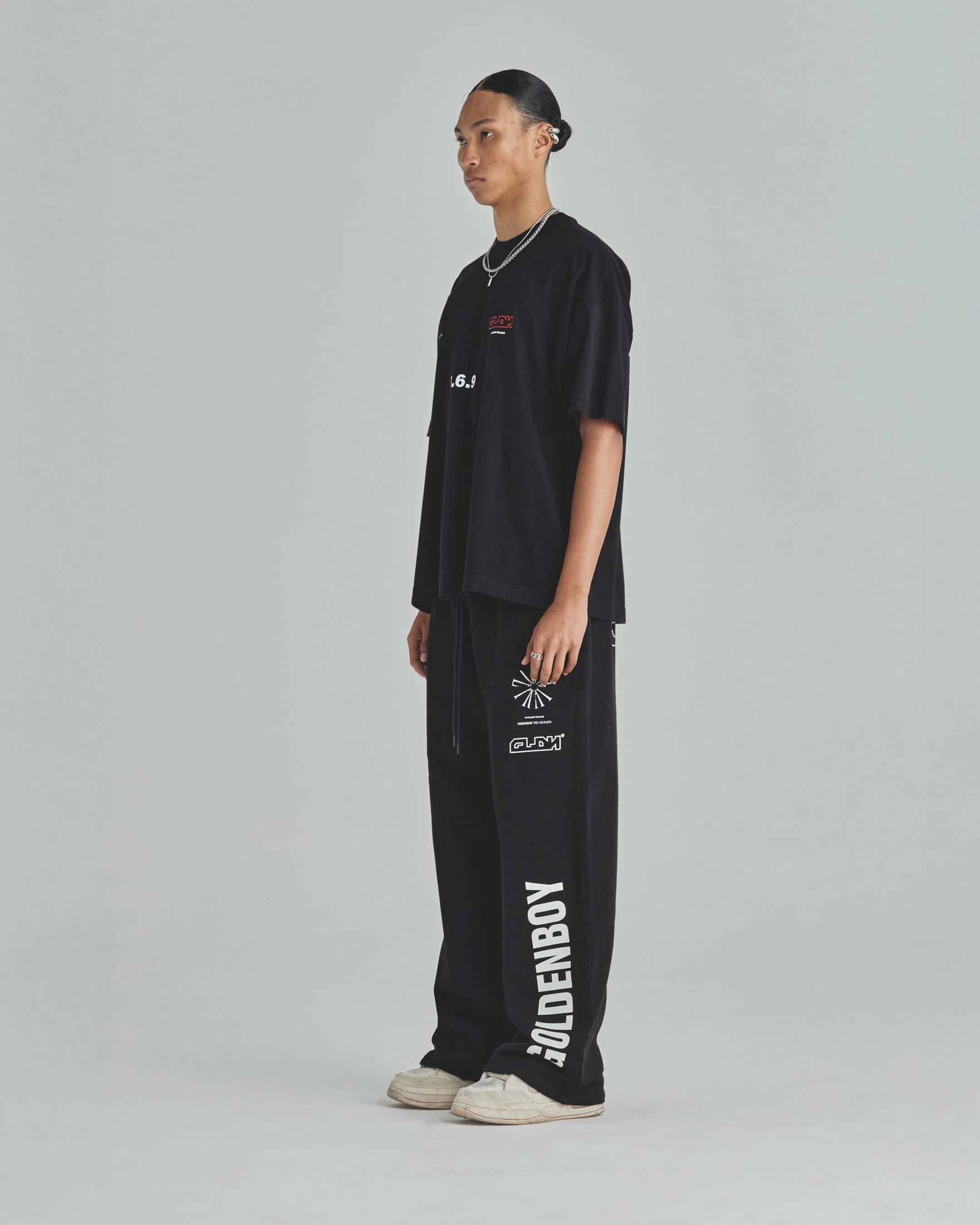 Spring GLDN Tshirt Black - imagen 5