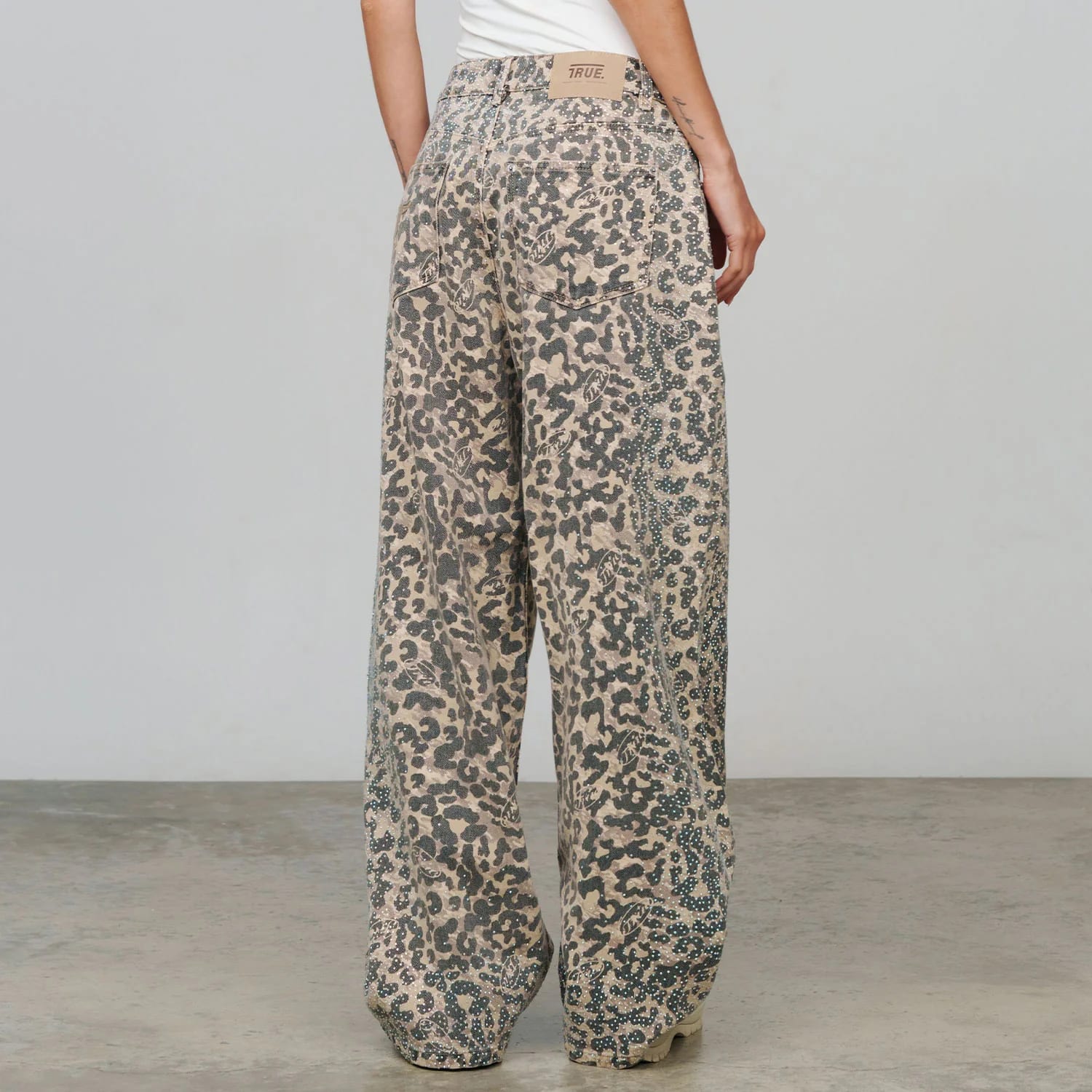 Leopard Wide Leg Jeans - Camel - imagen 8