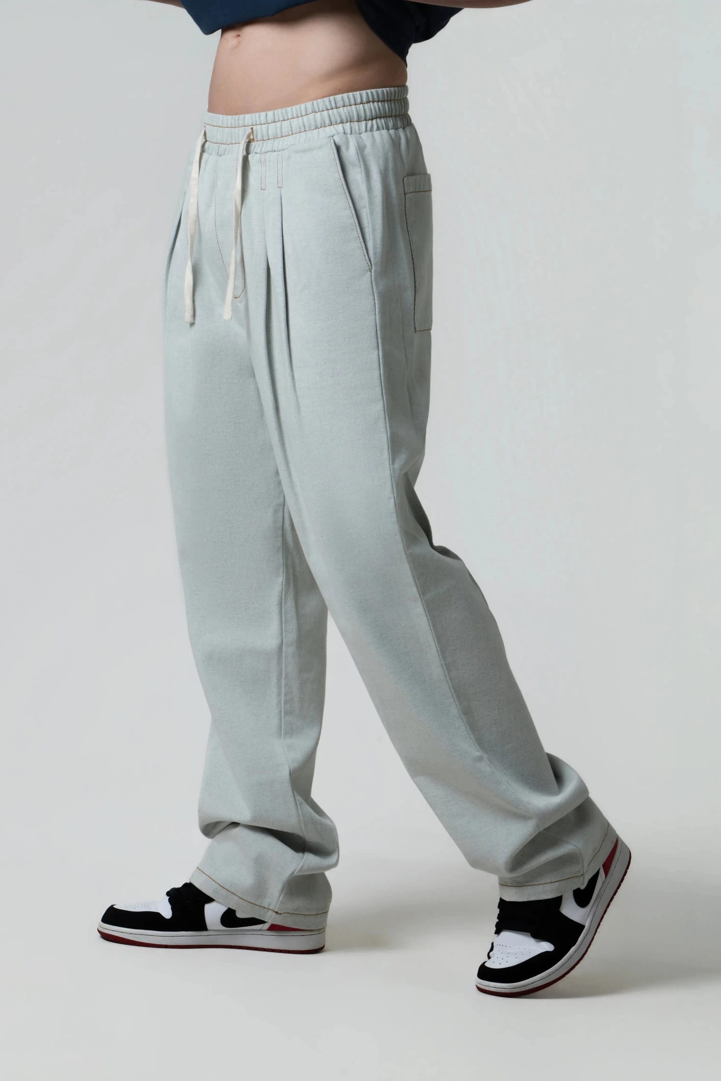 PANTALON JOGG COLOR AZUL CLARO - imagen 3