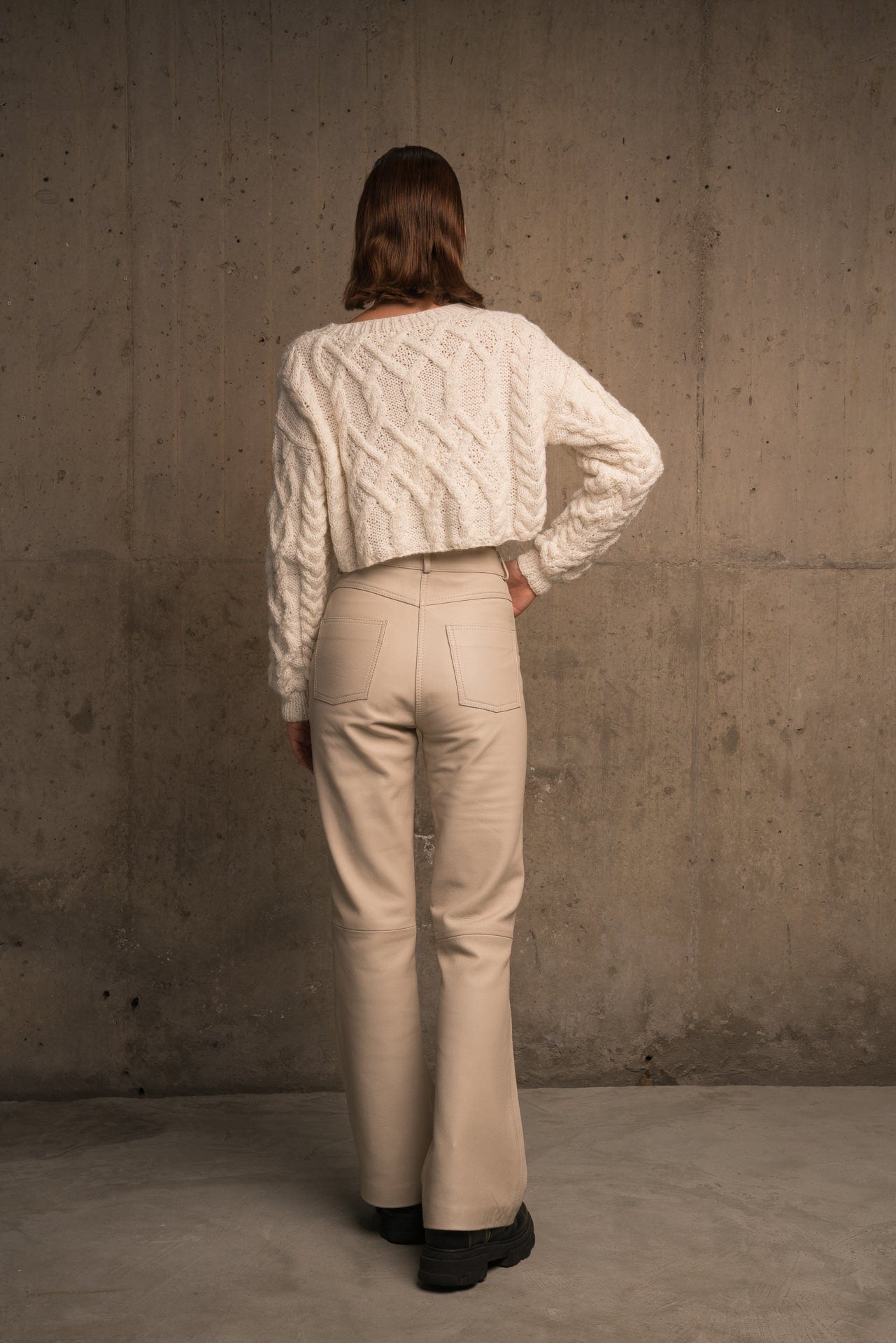 5-POCKET SEMI-WIDE LEG LOW-RISE VALENTINA PANTS - imagen 4