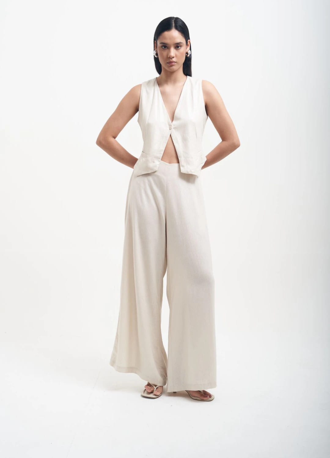 Chaleco Julia Dorado - imagen 3