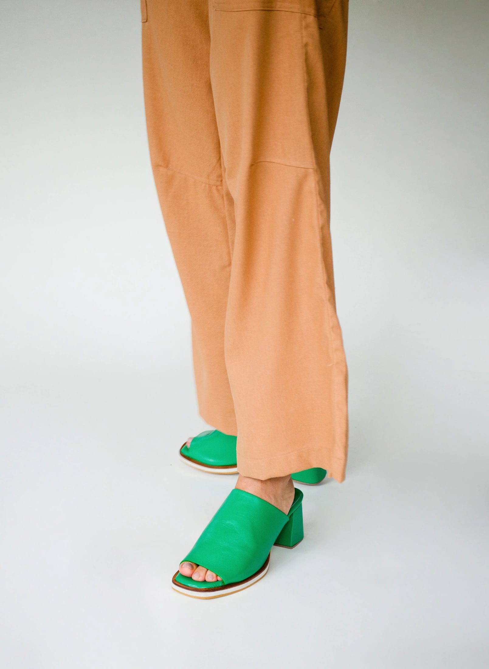 Libra Mule Sandals - Kelly / Emerald Green - imagen 2