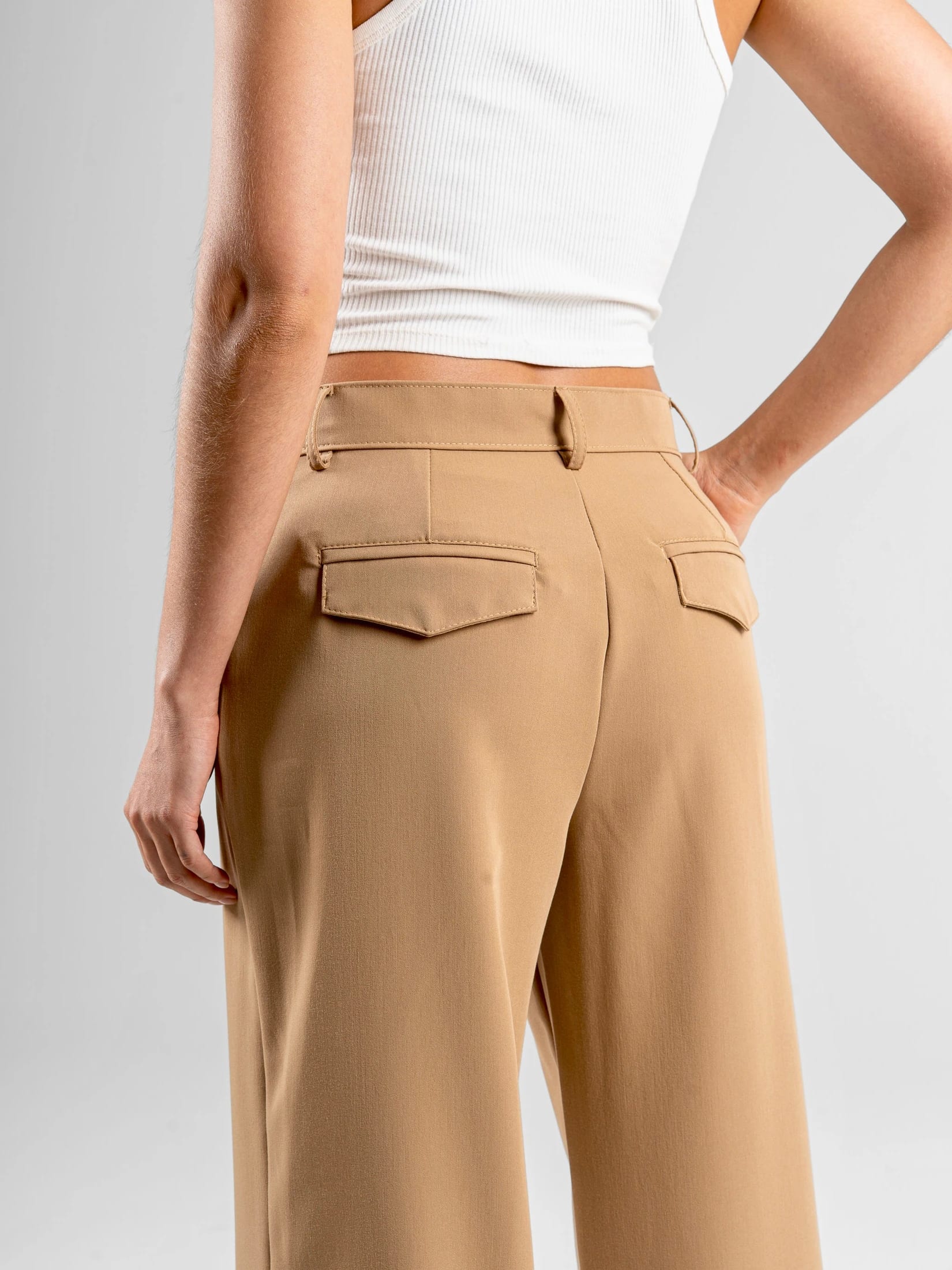 Ref: 0620609 Pantalón straight leg, tejido plano liviano, stretch, tiro alto, tono caqui - imagen 4