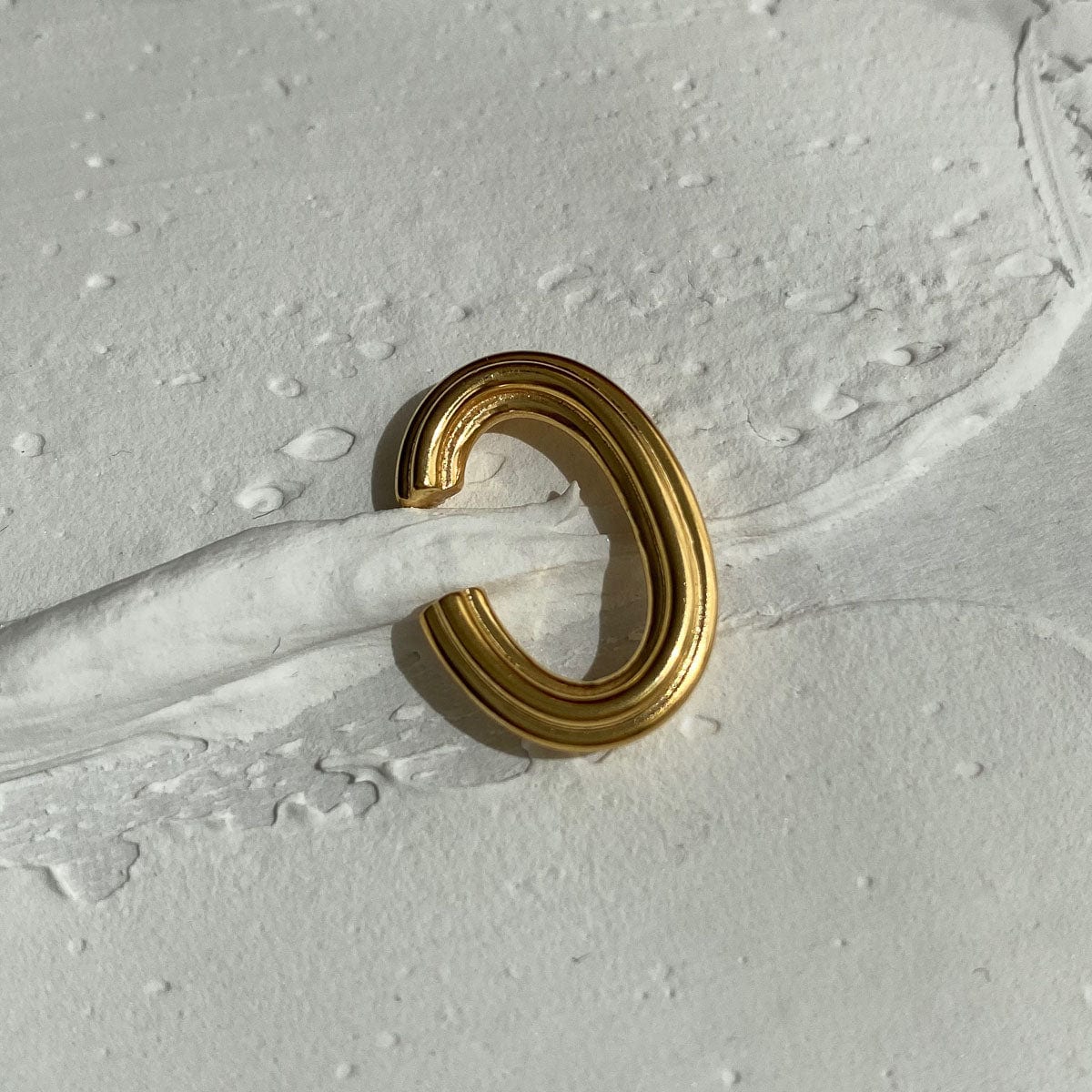 EAR CUFF PARALLEL ORO - imagen 4