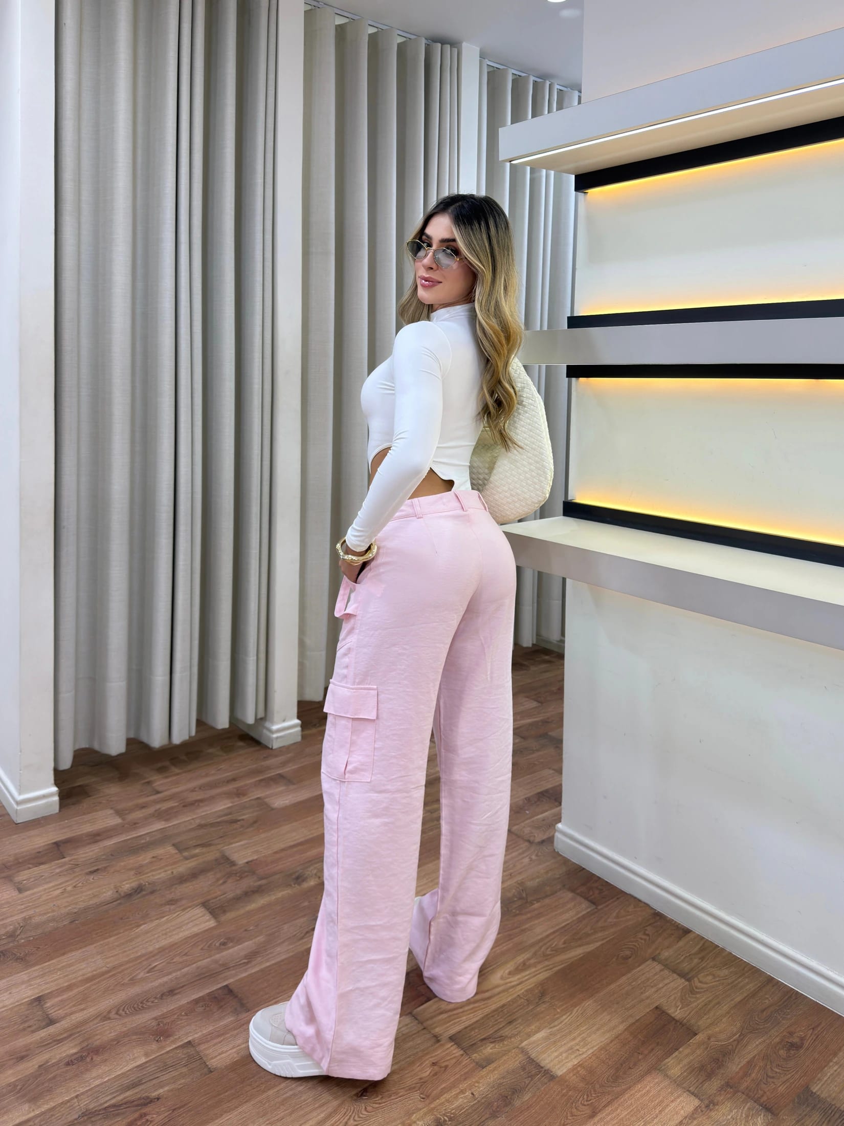 PANTALON CARGO ALICIA ROSADO - imagen 2