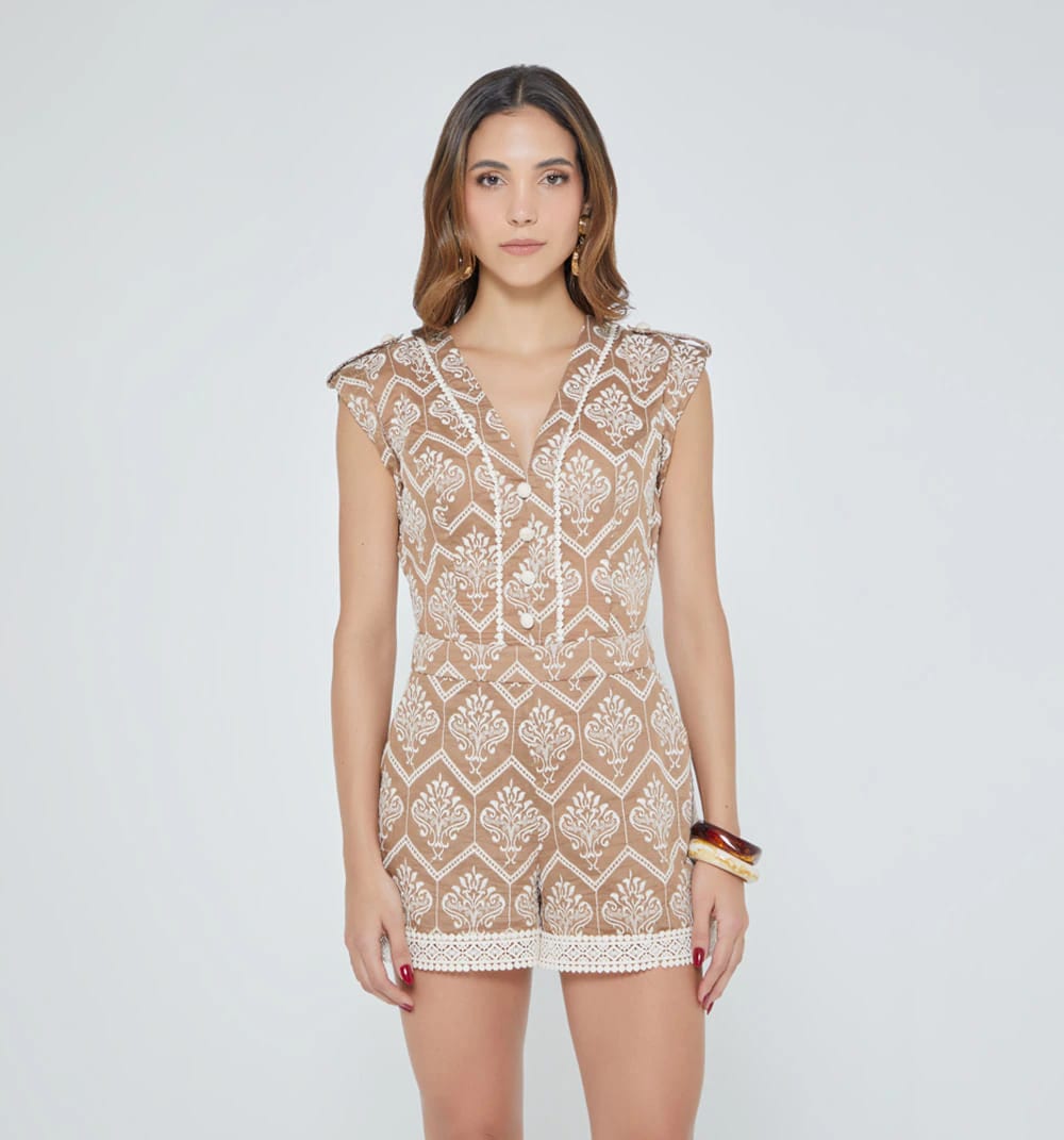 Enterizo short con encaje - imagen 1