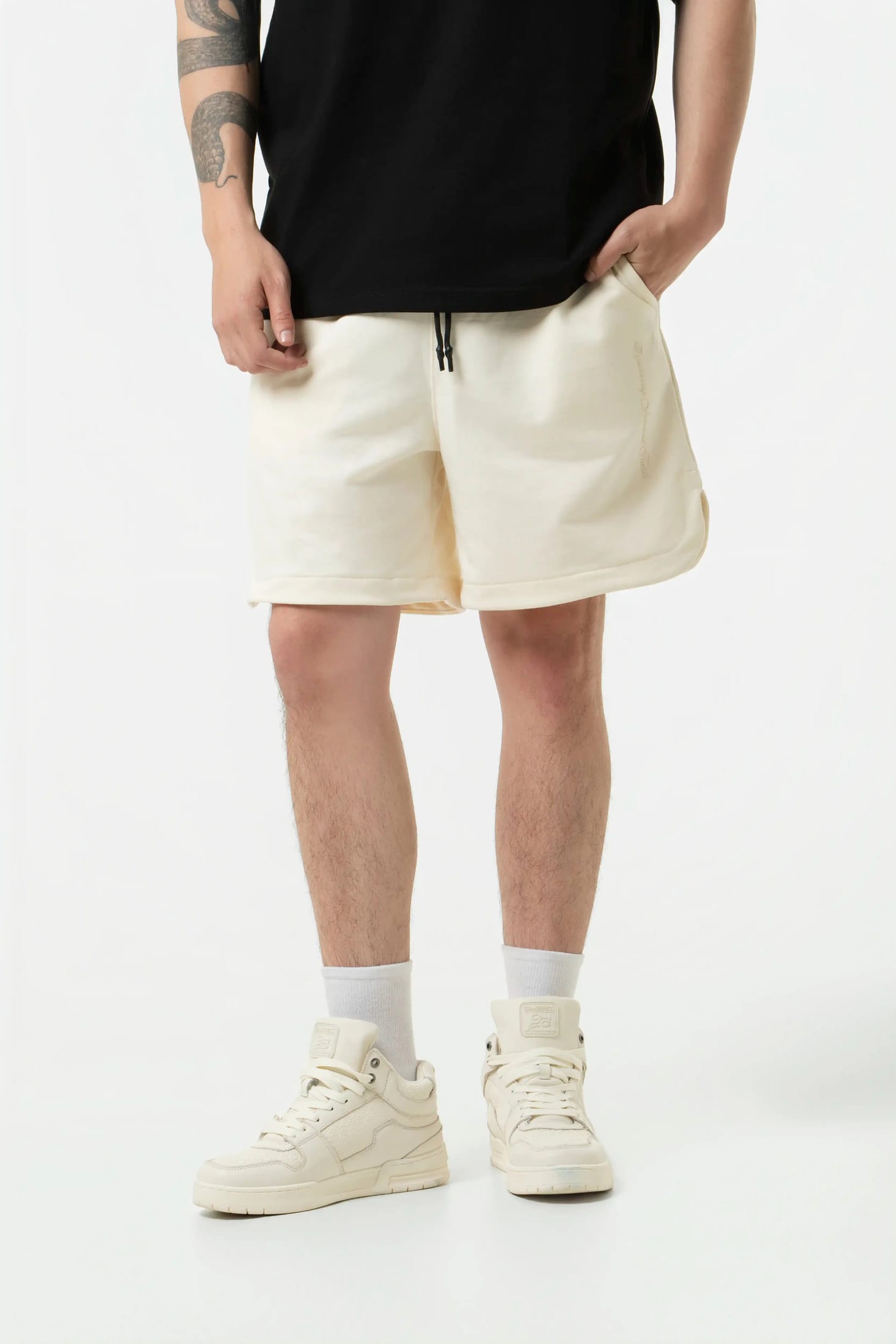 BERMUDA JOGG COLOR IVORY - imagen 2