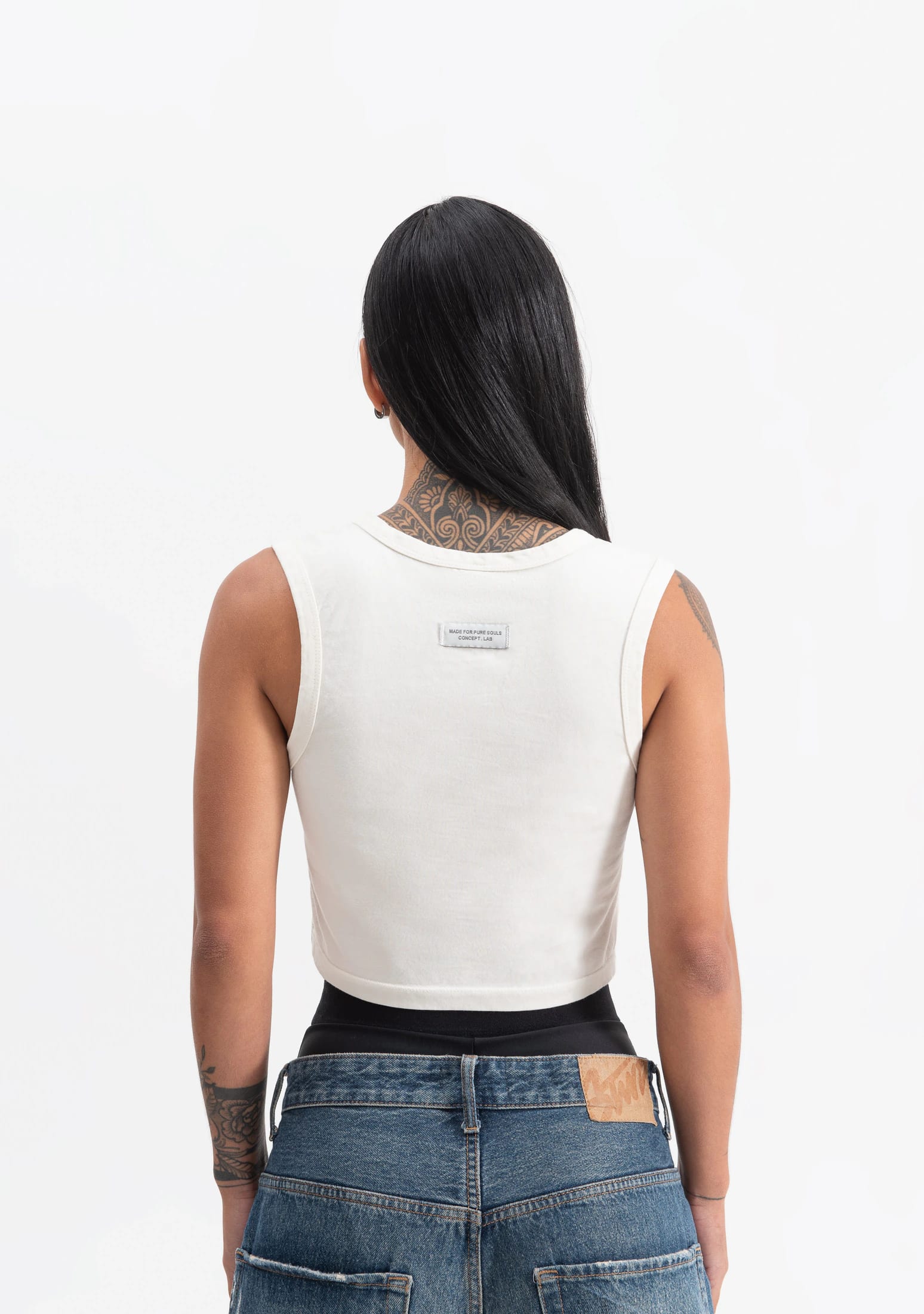 knockout white crop top - imagen 3
