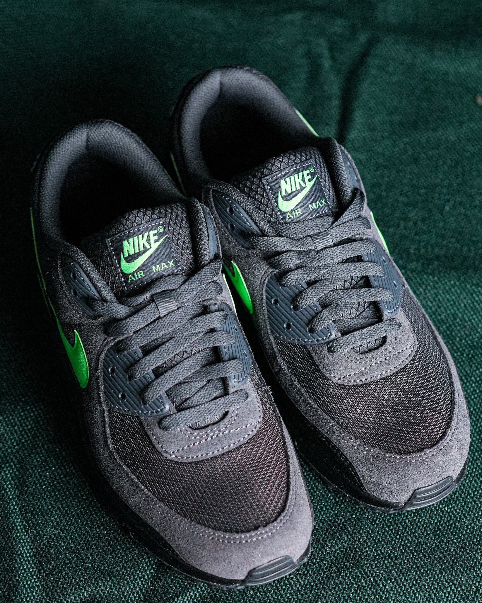 TENIS HOMBRE AIR MAX 90 GRIS/VERDE - imagen 1