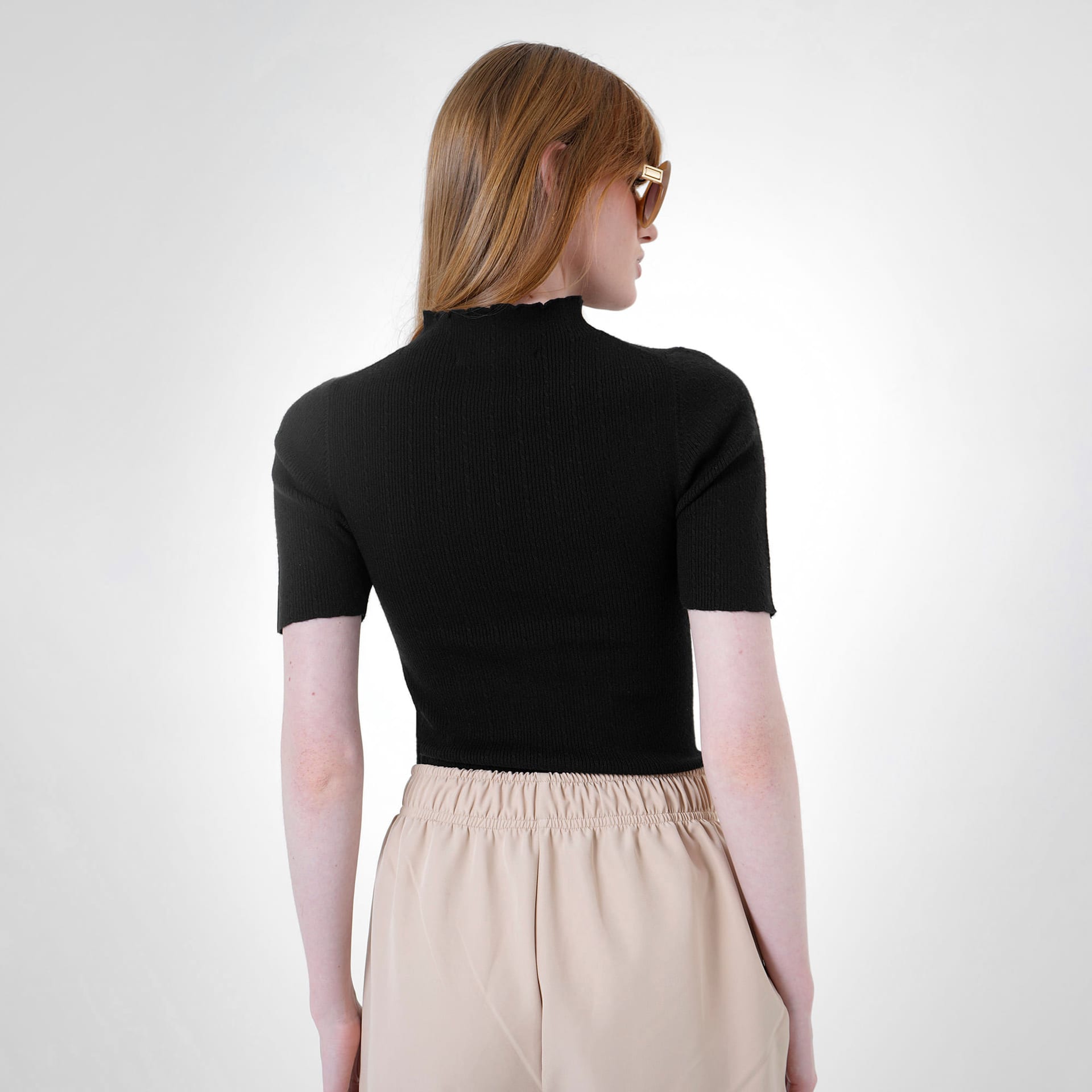 Sweater cuello alto manga al codo - imagen 5