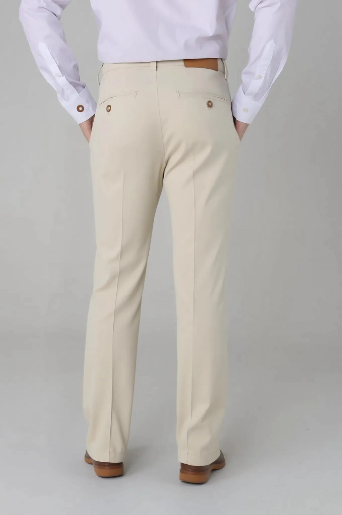 Pantalón Clásico Beige en Lino y Algodón - imagen 5