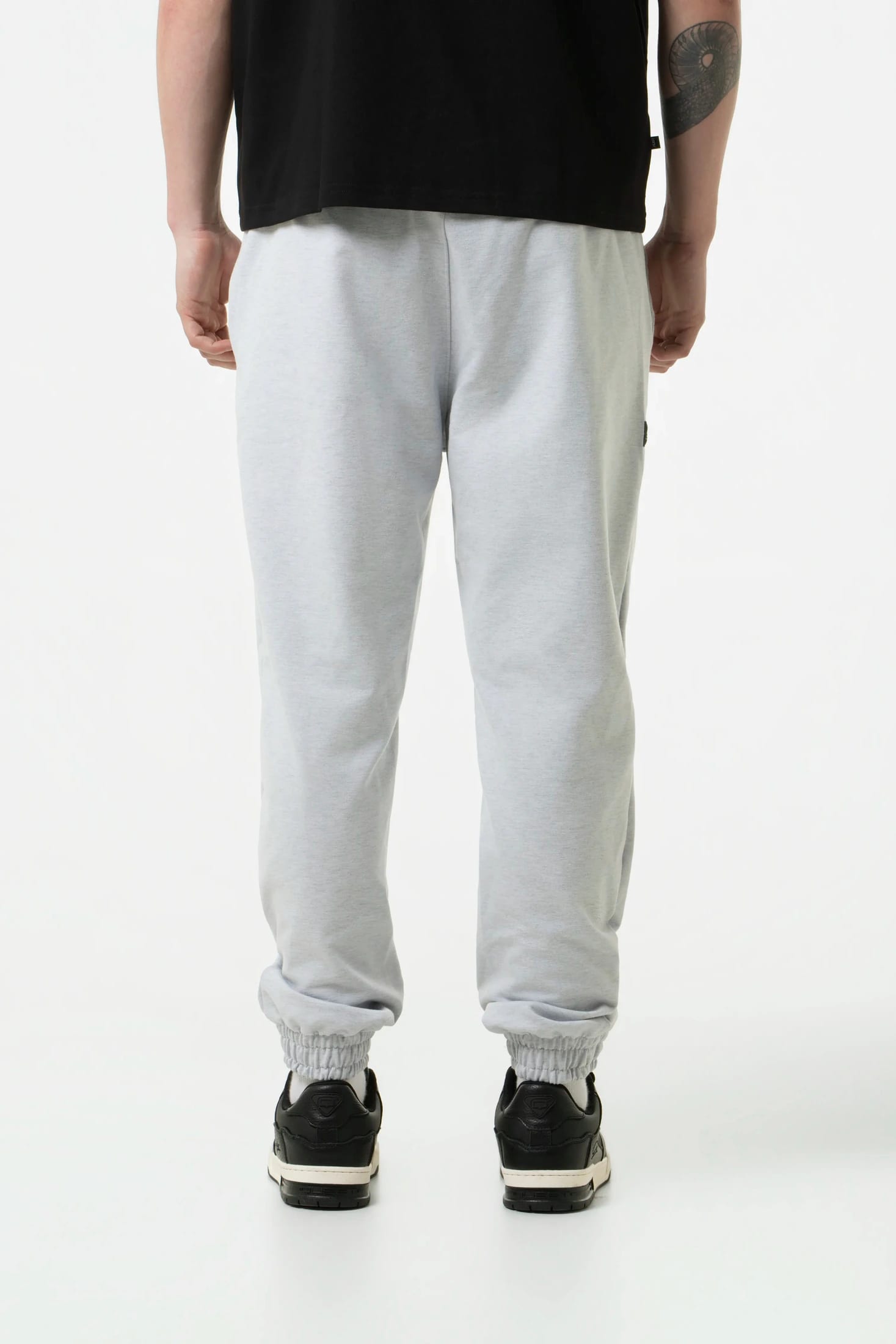 PANTALON JOGG COLOR GRIS JASPE CLARO - imagen 4
