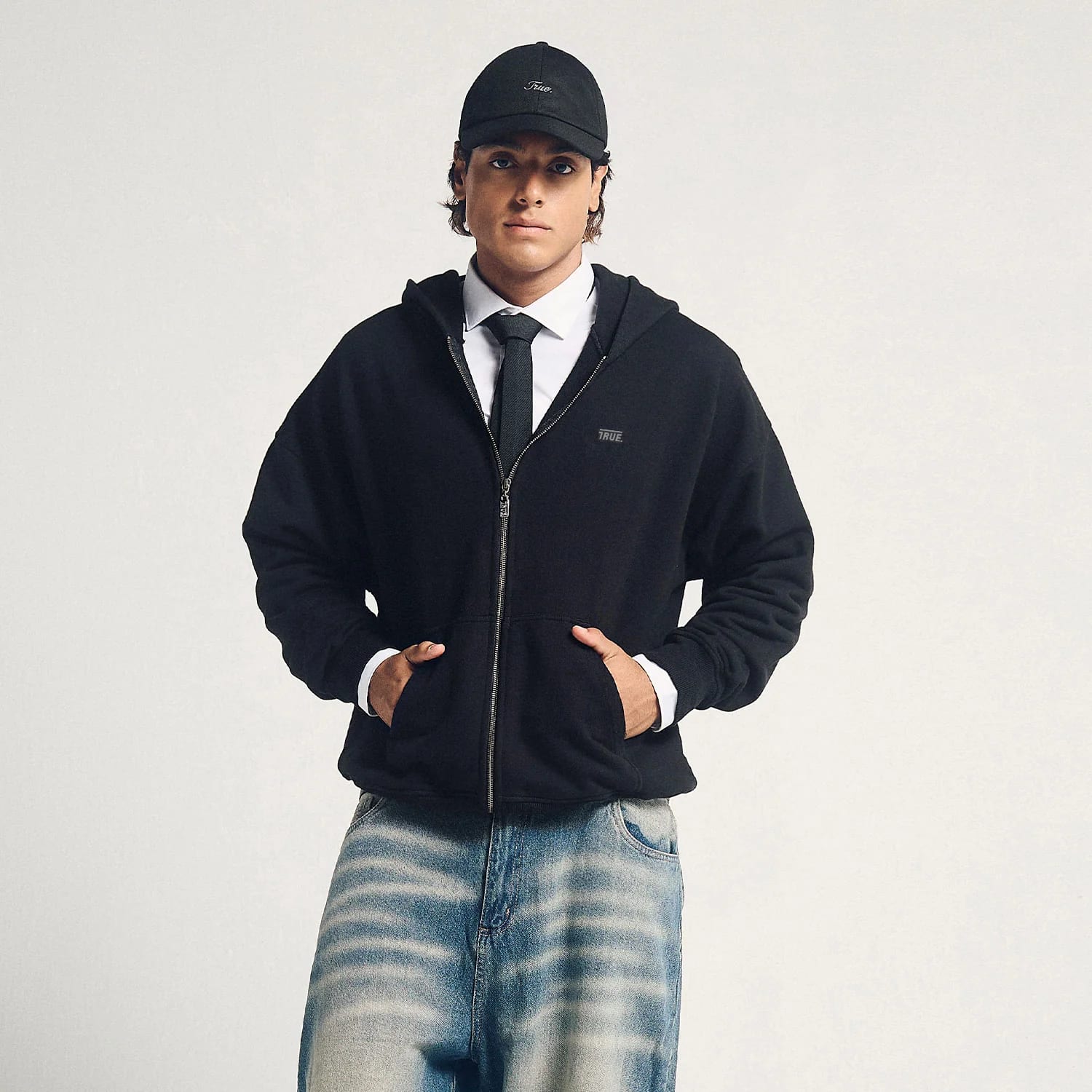 Classic Zipper Hoodie - Black - imagen 13