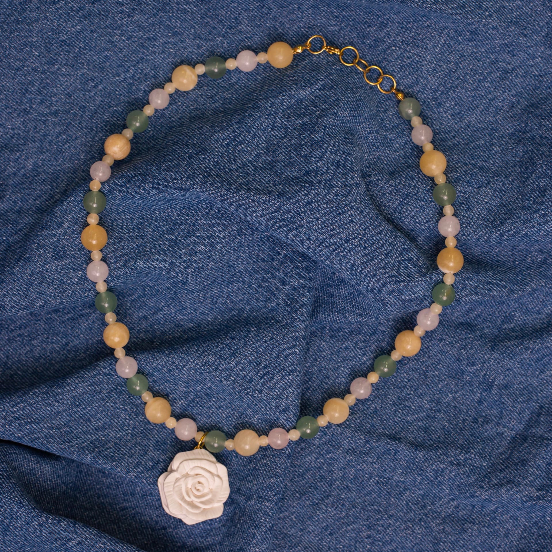Collar tropical - imagen 1