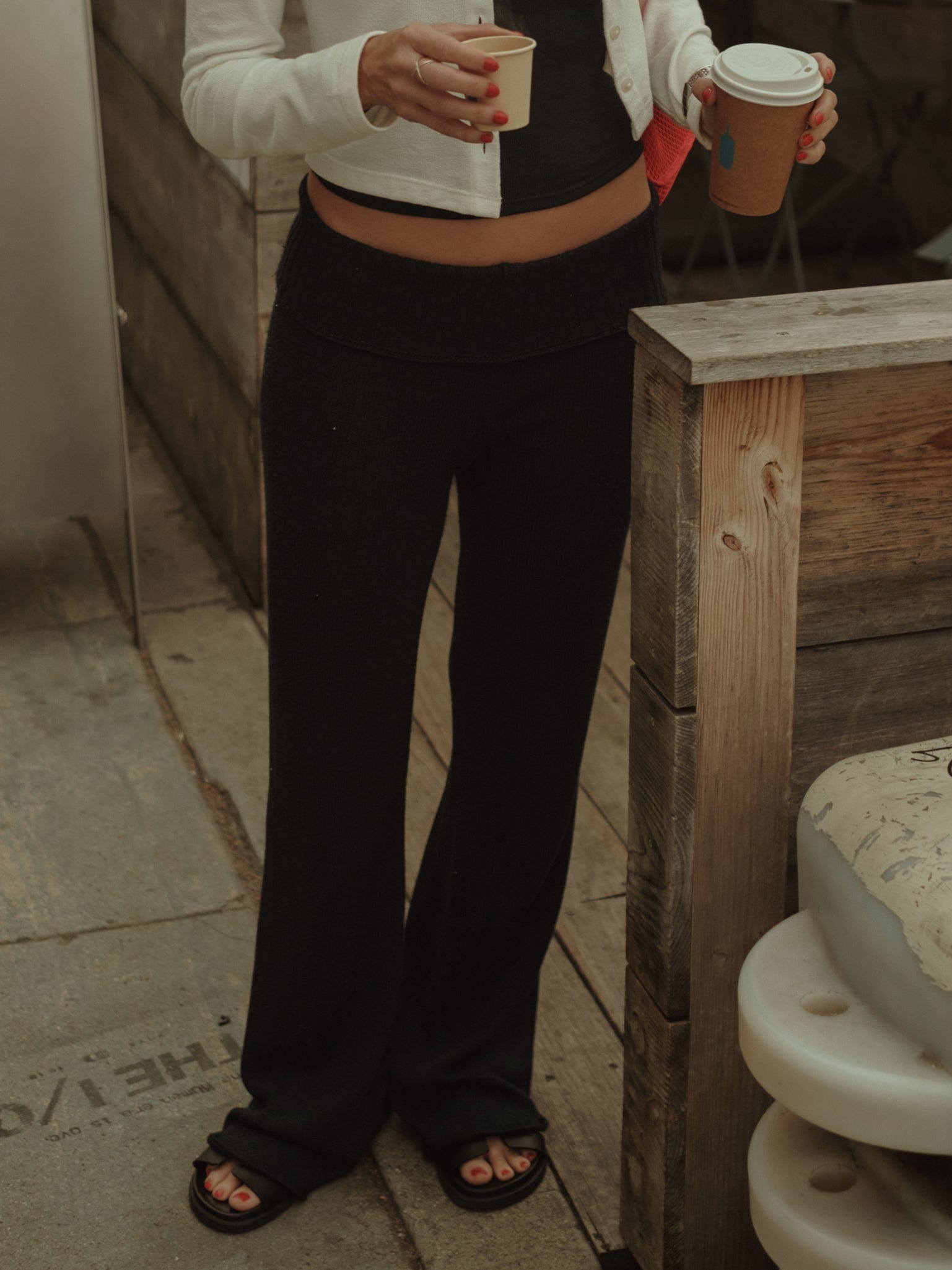 KNIT FLARE PANT - BLACK - imagen 13