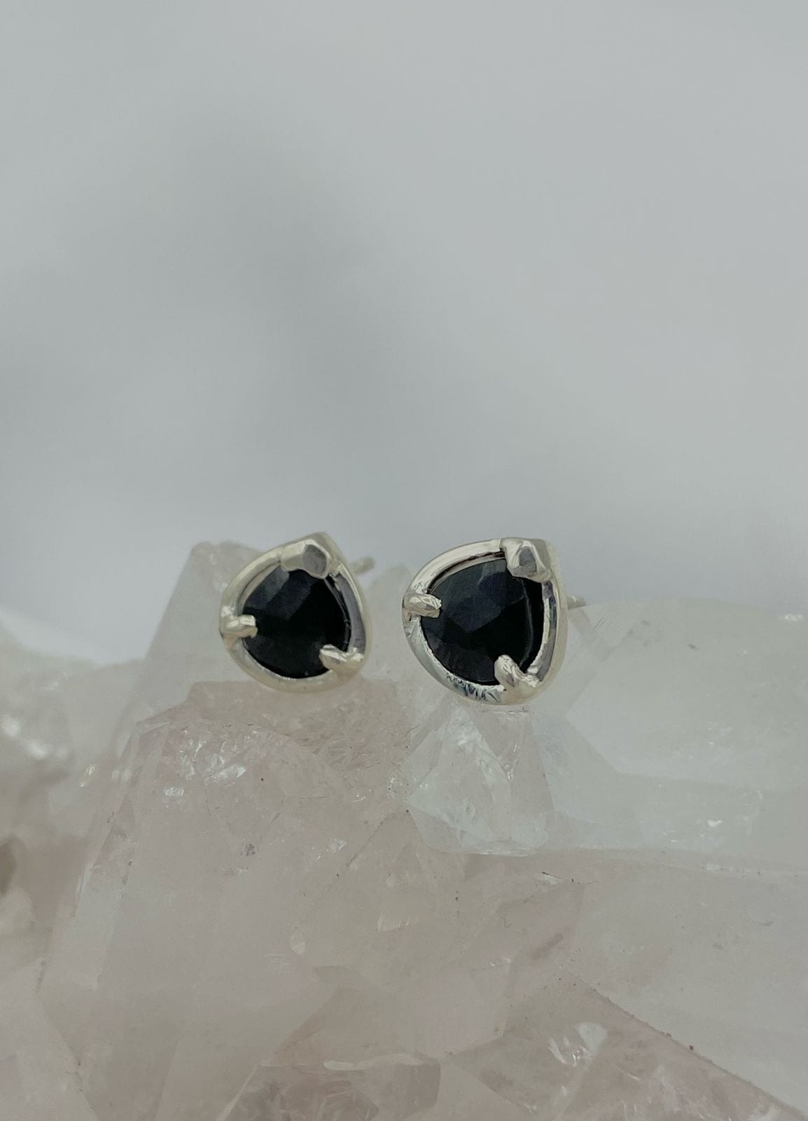 Aretes Ónix Semigotas - imagen 1